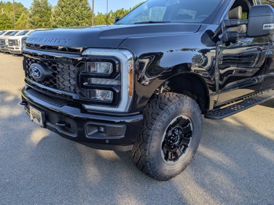 2027 Ford Super Duty F-250 SRW LARIAT