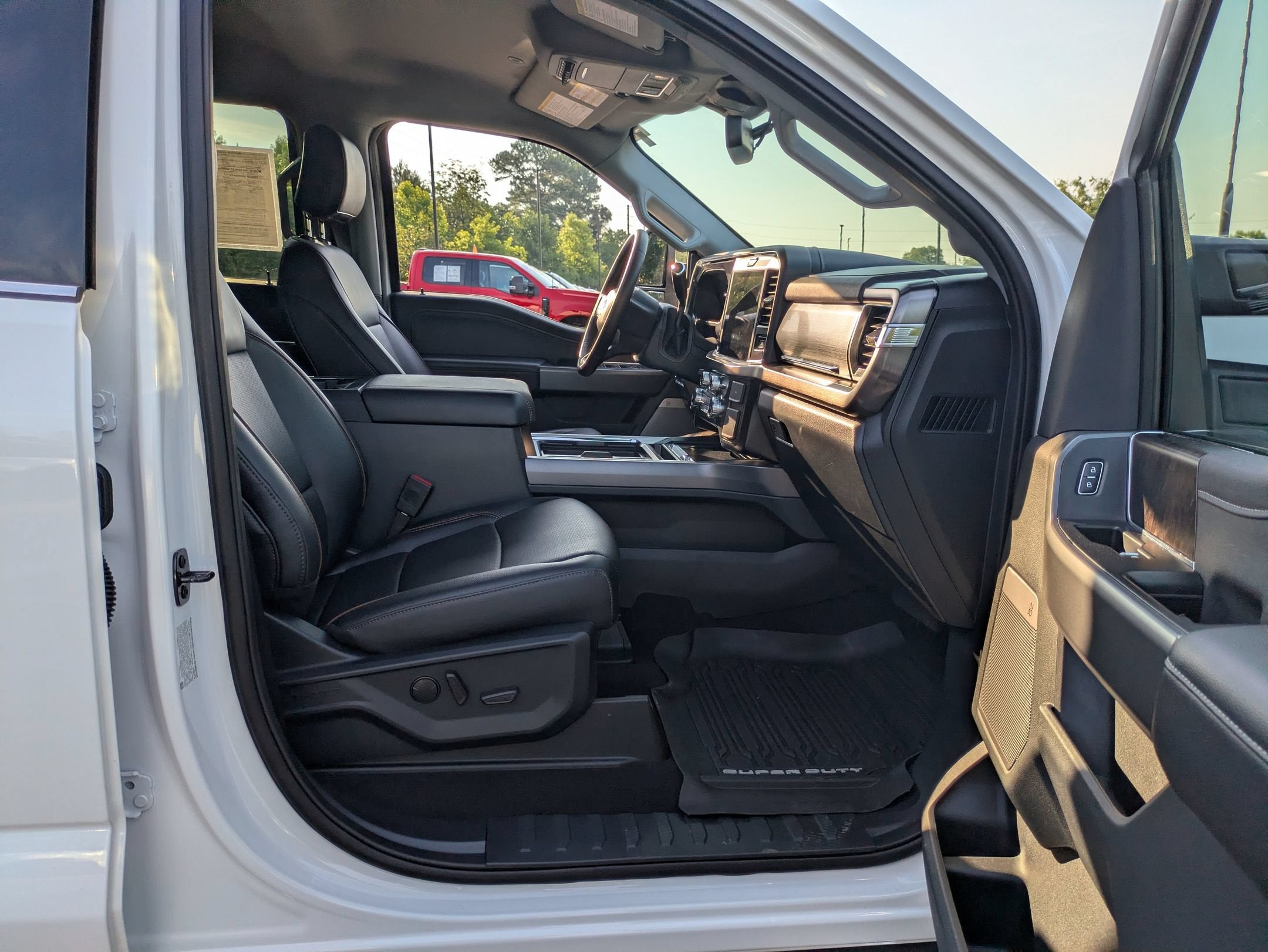 2025 Ford Super Duty F-250 SRW LARIAT