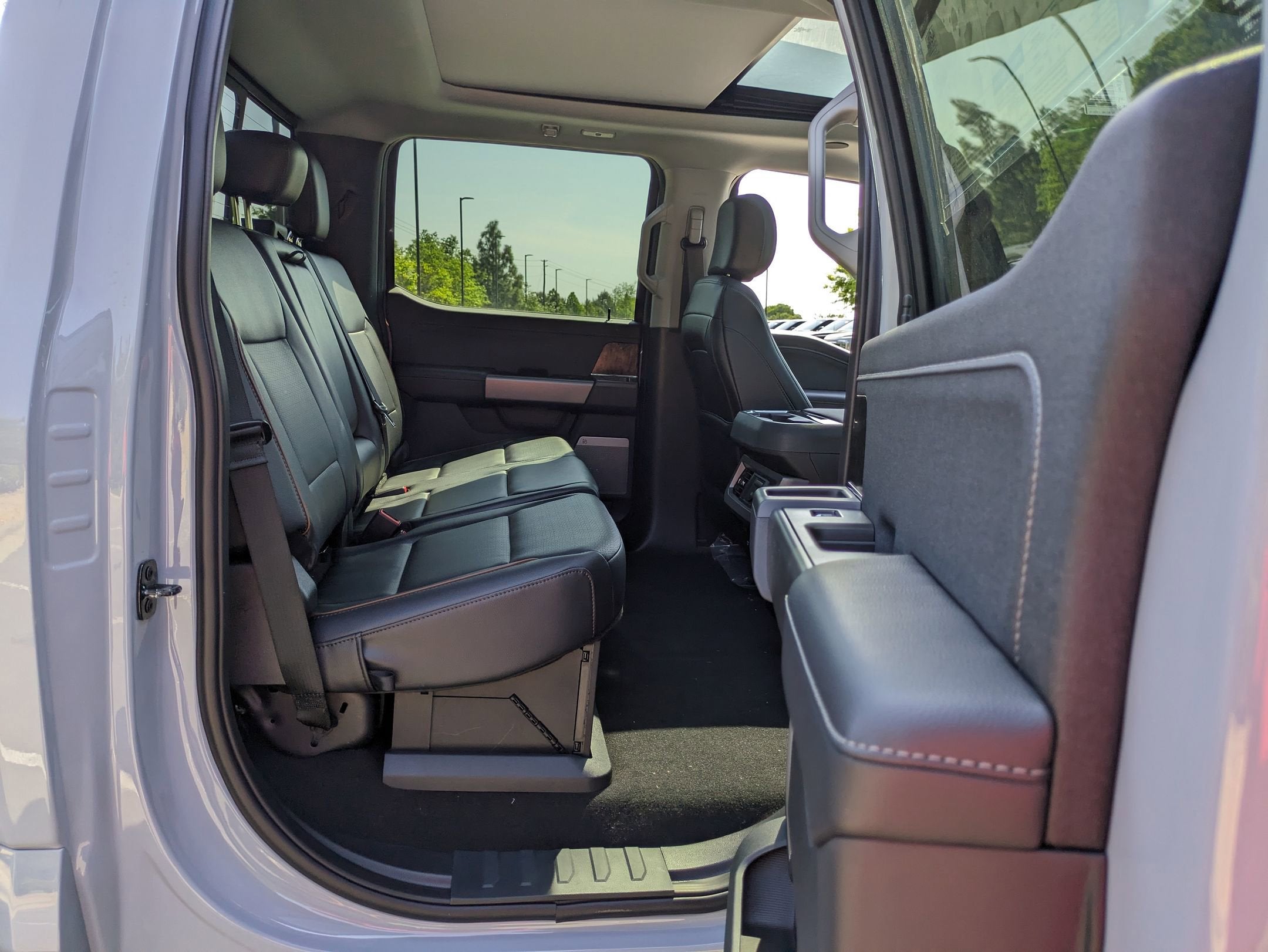 2025 Ford Super Duty F-250 SRW LARIAT