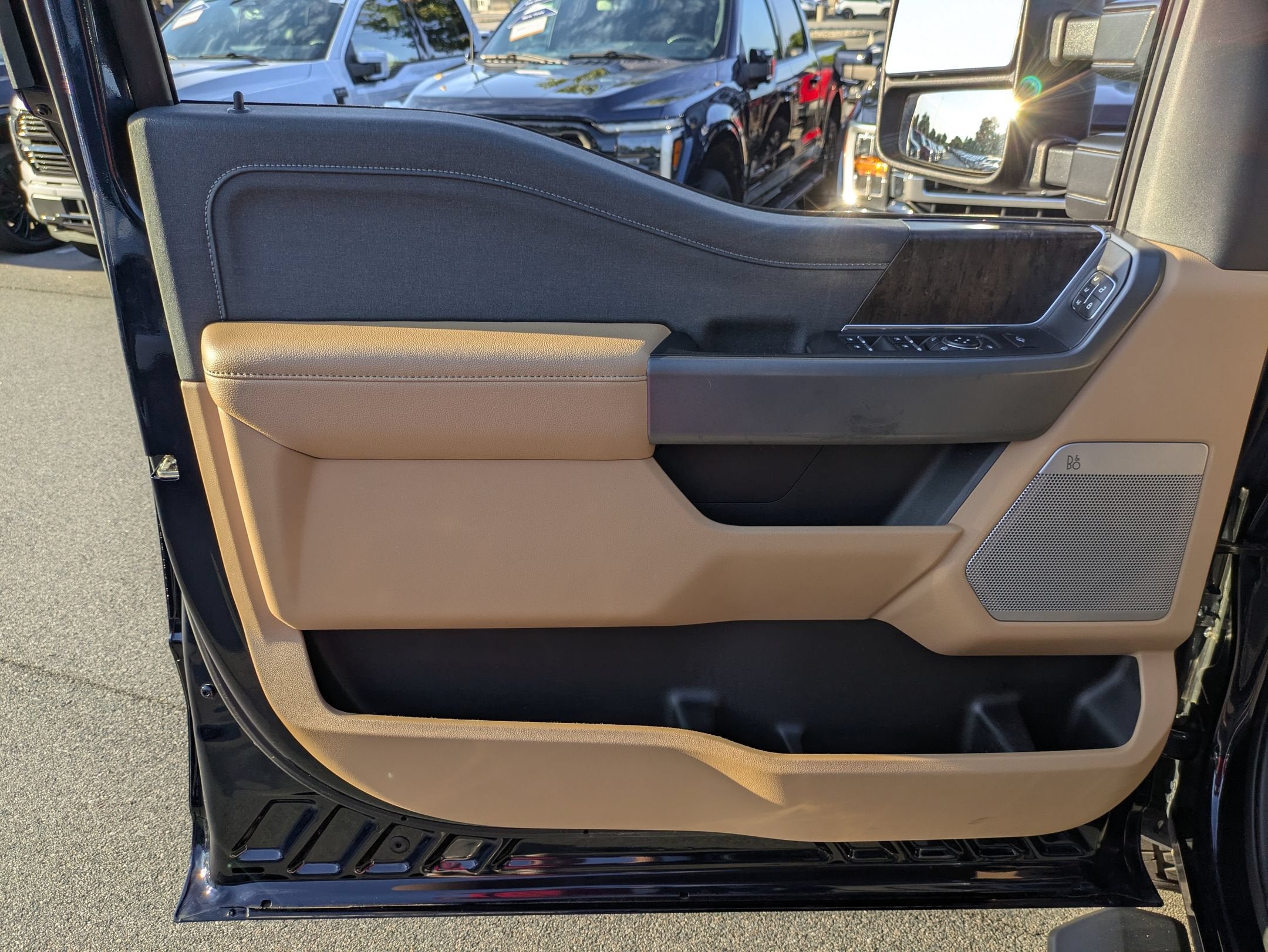 2024 Ford Super Duty F-250 SRW LARIAT