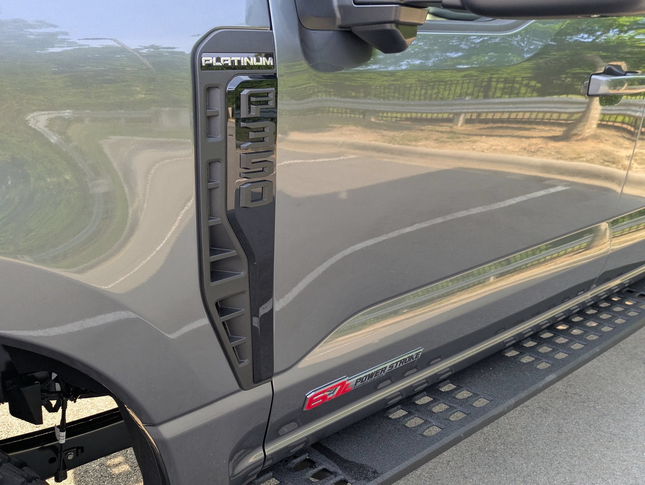2026 Ford Super Duty F-350 SRW Platinum