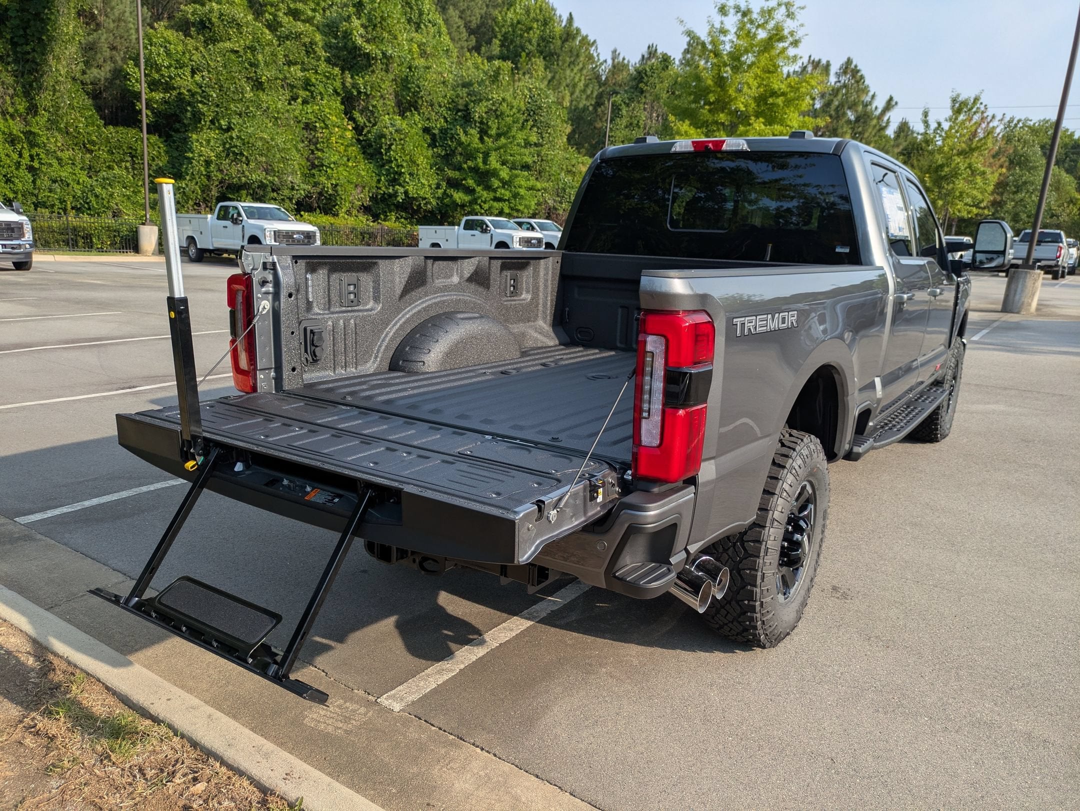 2026 Ford Super Duty F-350 SRW Platinum