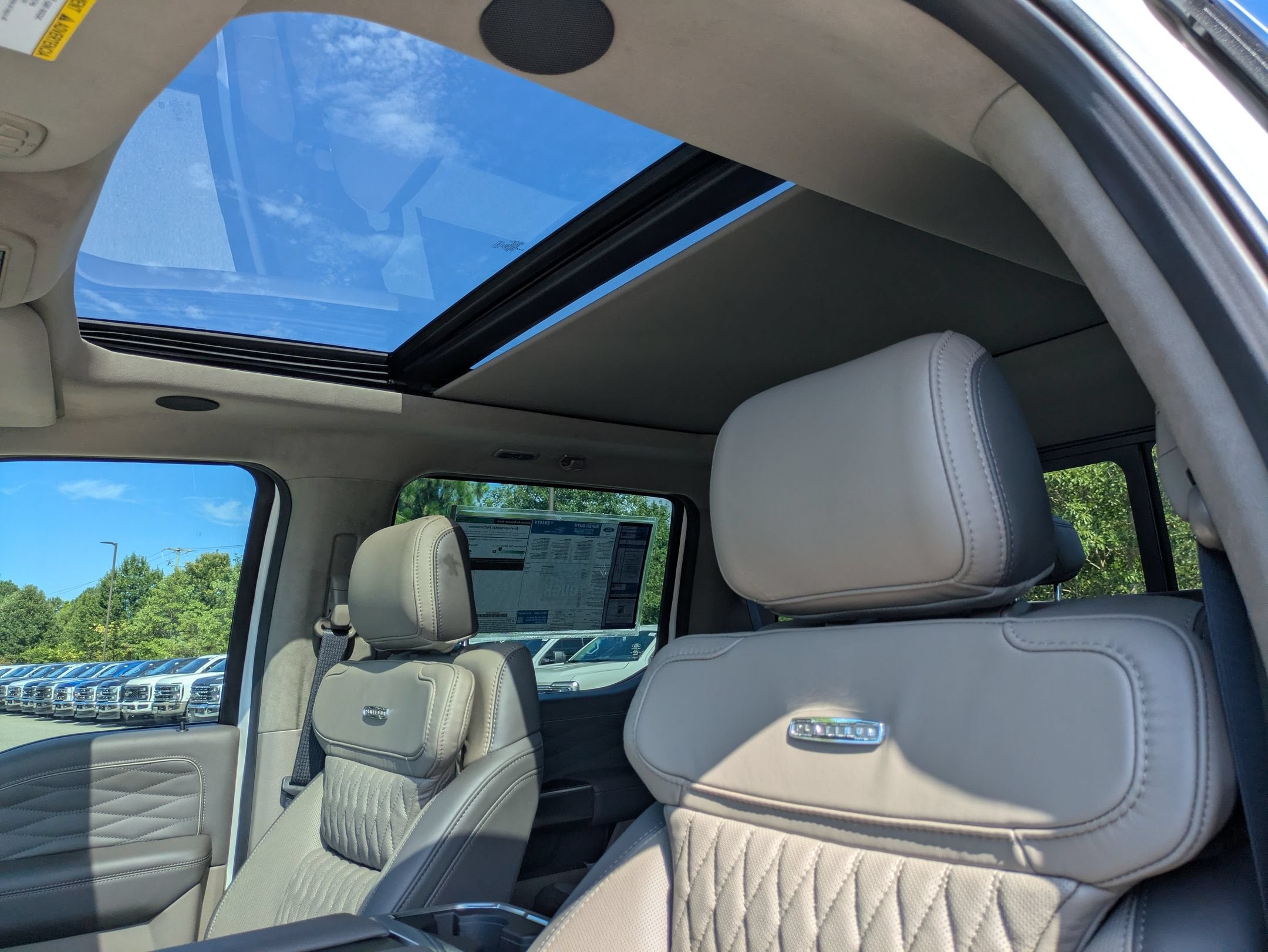 2026 Ford Super Duty F-350 SRW Platinum