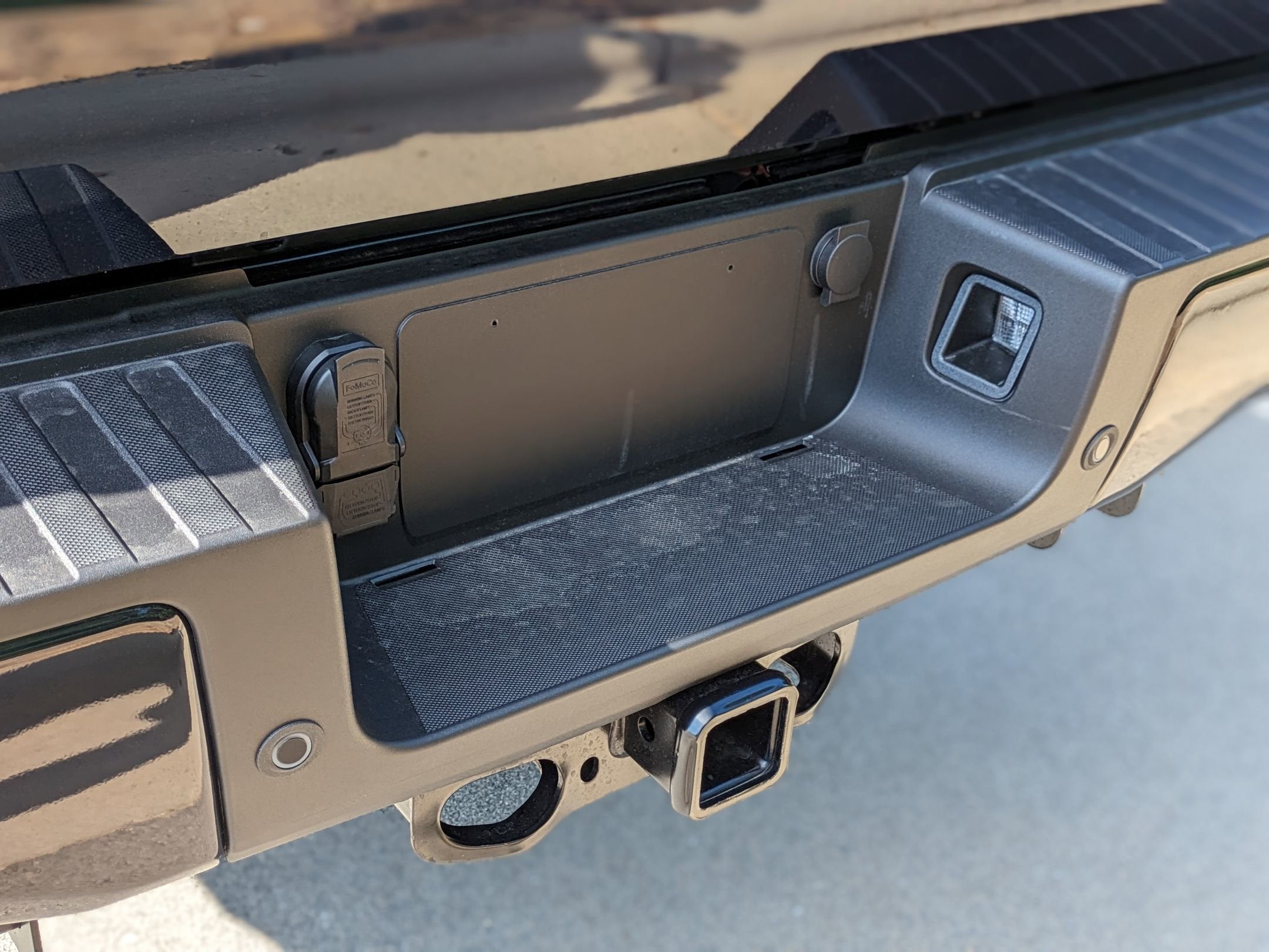 2025 Ford Super Duty F-350 SRW LARIAT