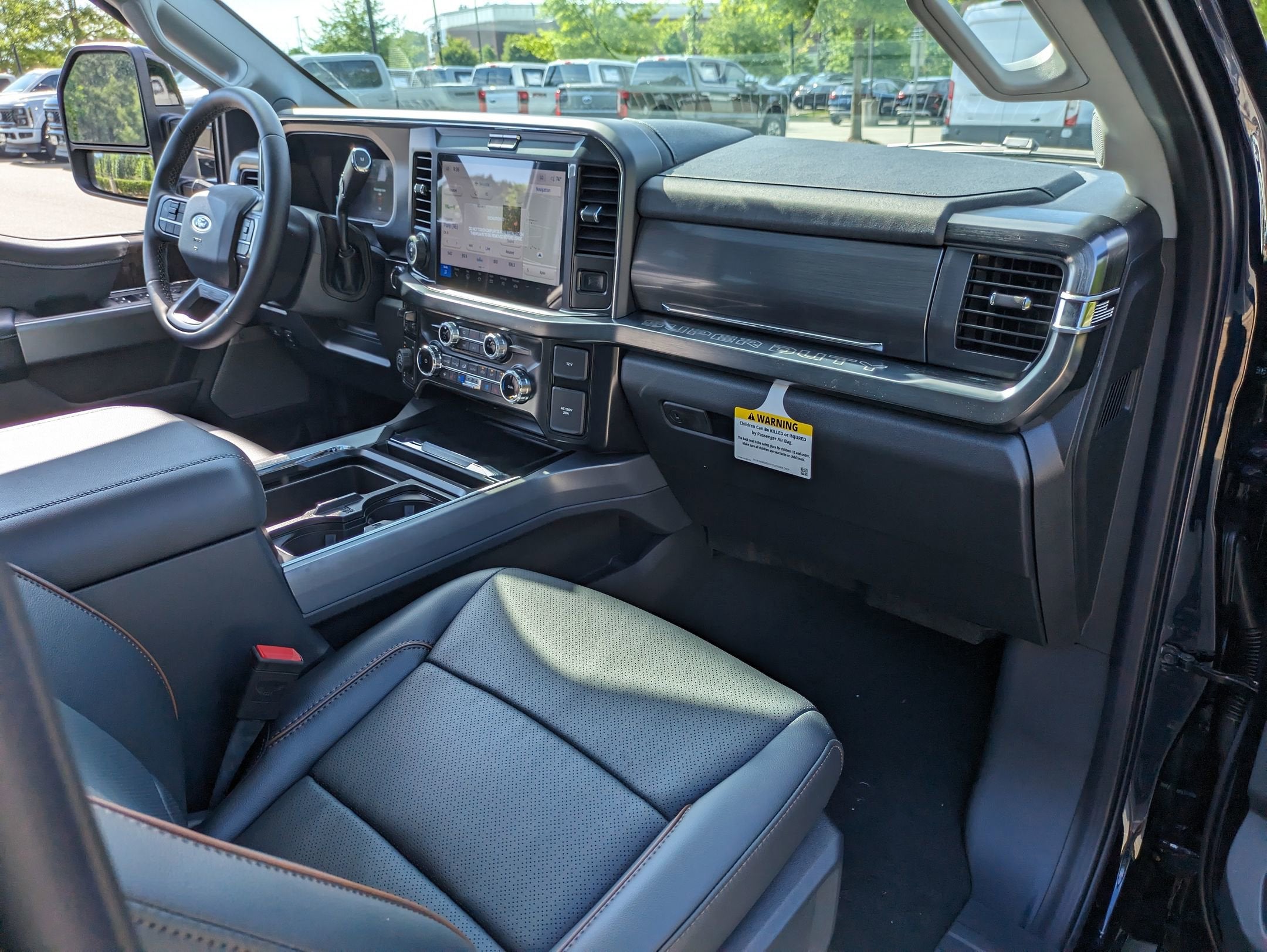 2025 Ford Super Duty F-350 SRW LARIAT