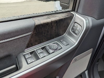 2025 Ford Super Duty F-350 SRW LARIAT