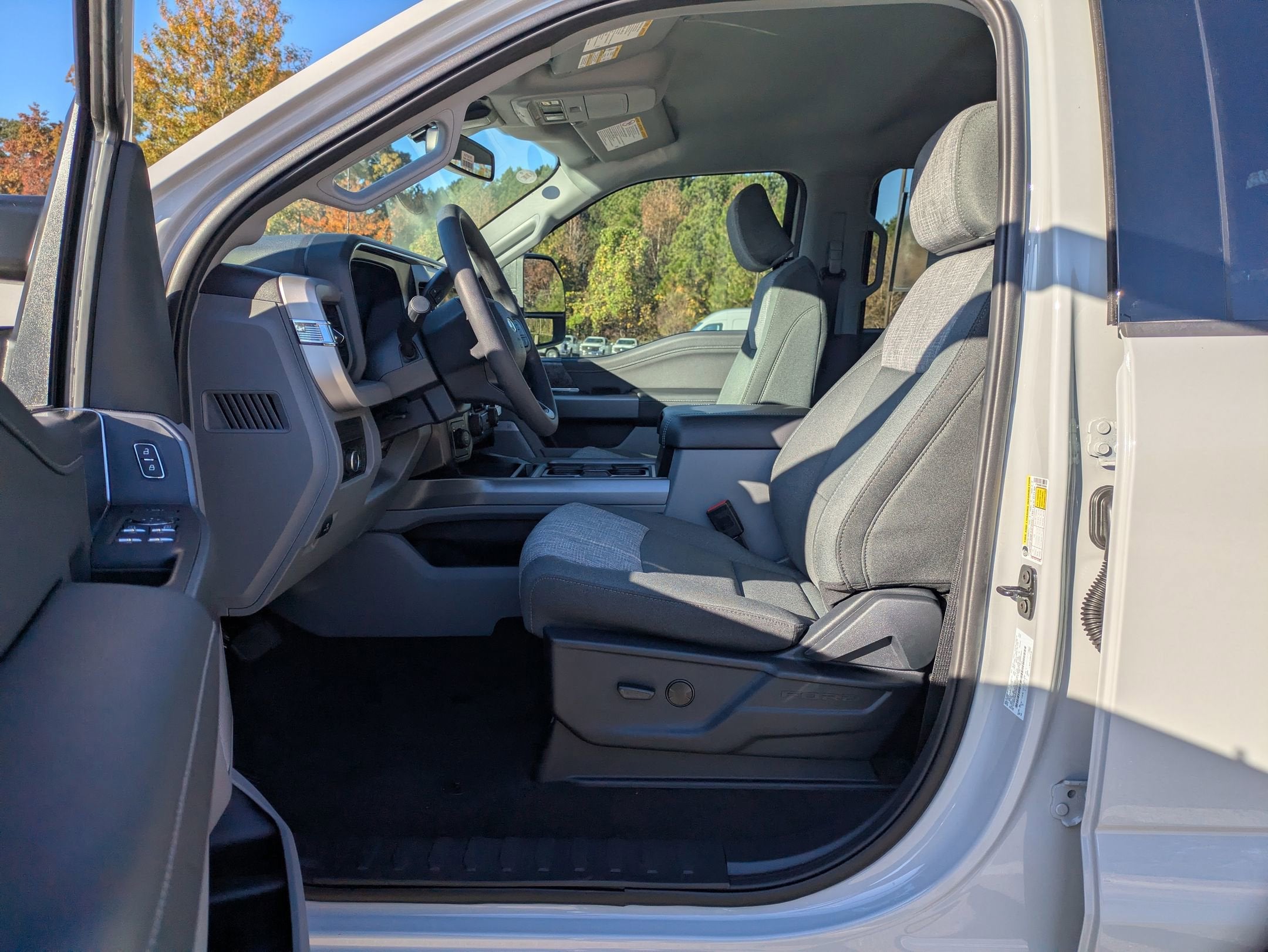 2026 Ford Super Duty F-350 SRW XLT