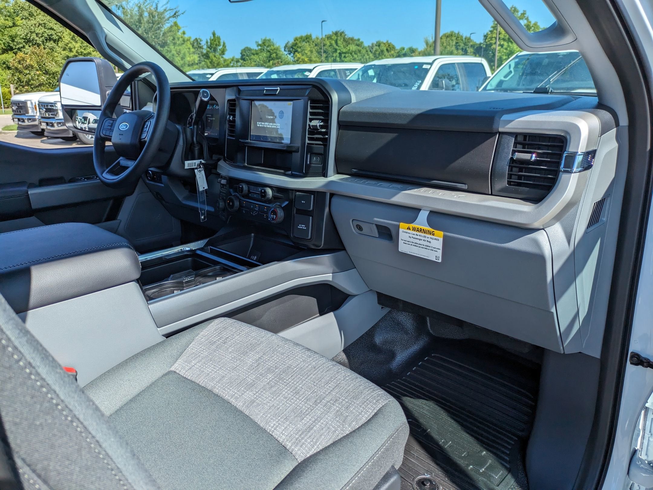 2025 Ford Super Duty F-350 SRW XLT