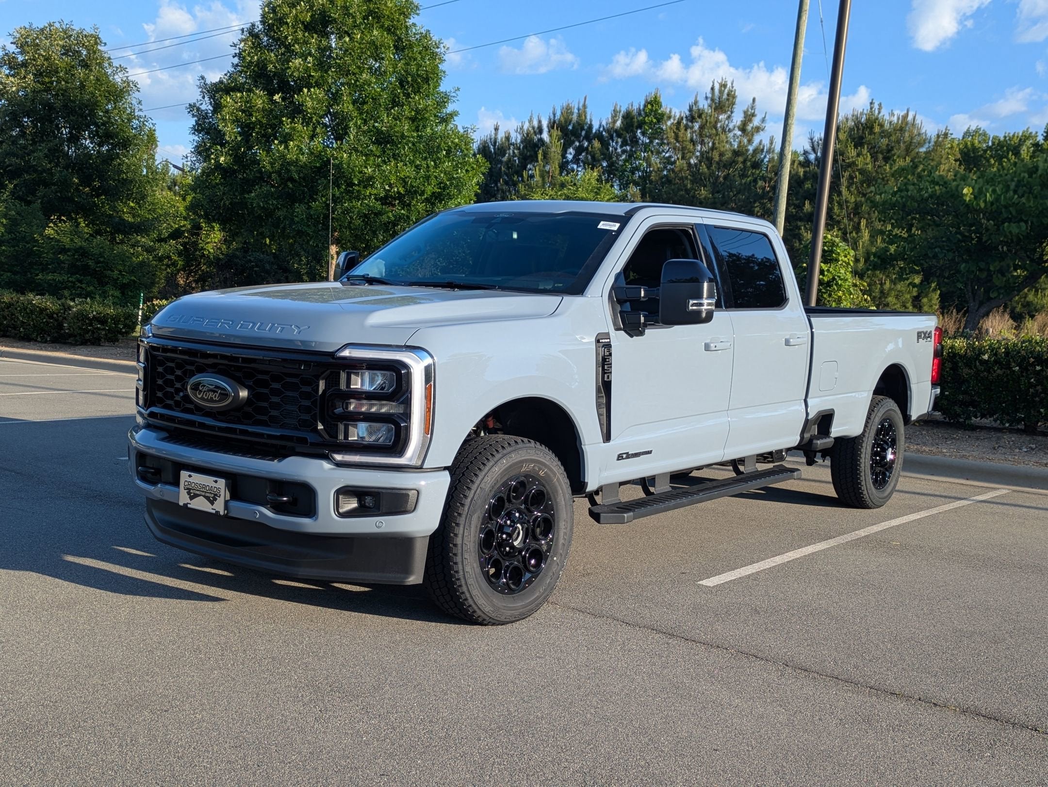 2026 Ford Super Duty F-350 SRW LARIAT