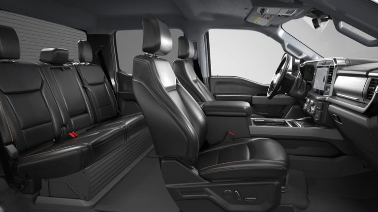 2026 Ford Super Duty F-350 SRW LARIAT