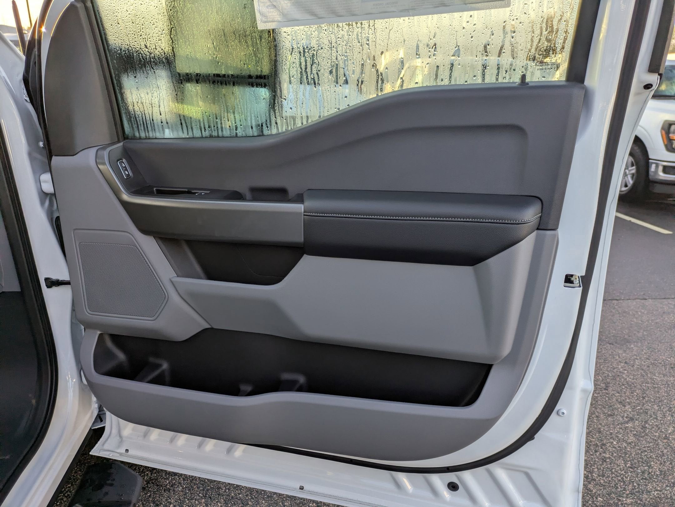 2025 Ford Super Duty F-350 SRW XLT