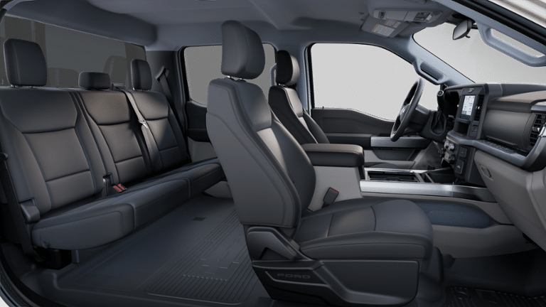 2025 Ford Super Duty F-350 SRW XLT