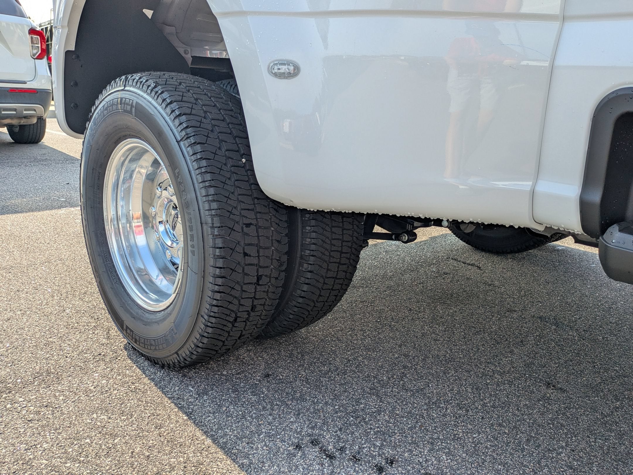 2026 Ford Super Duty F-350 DRW XLT
