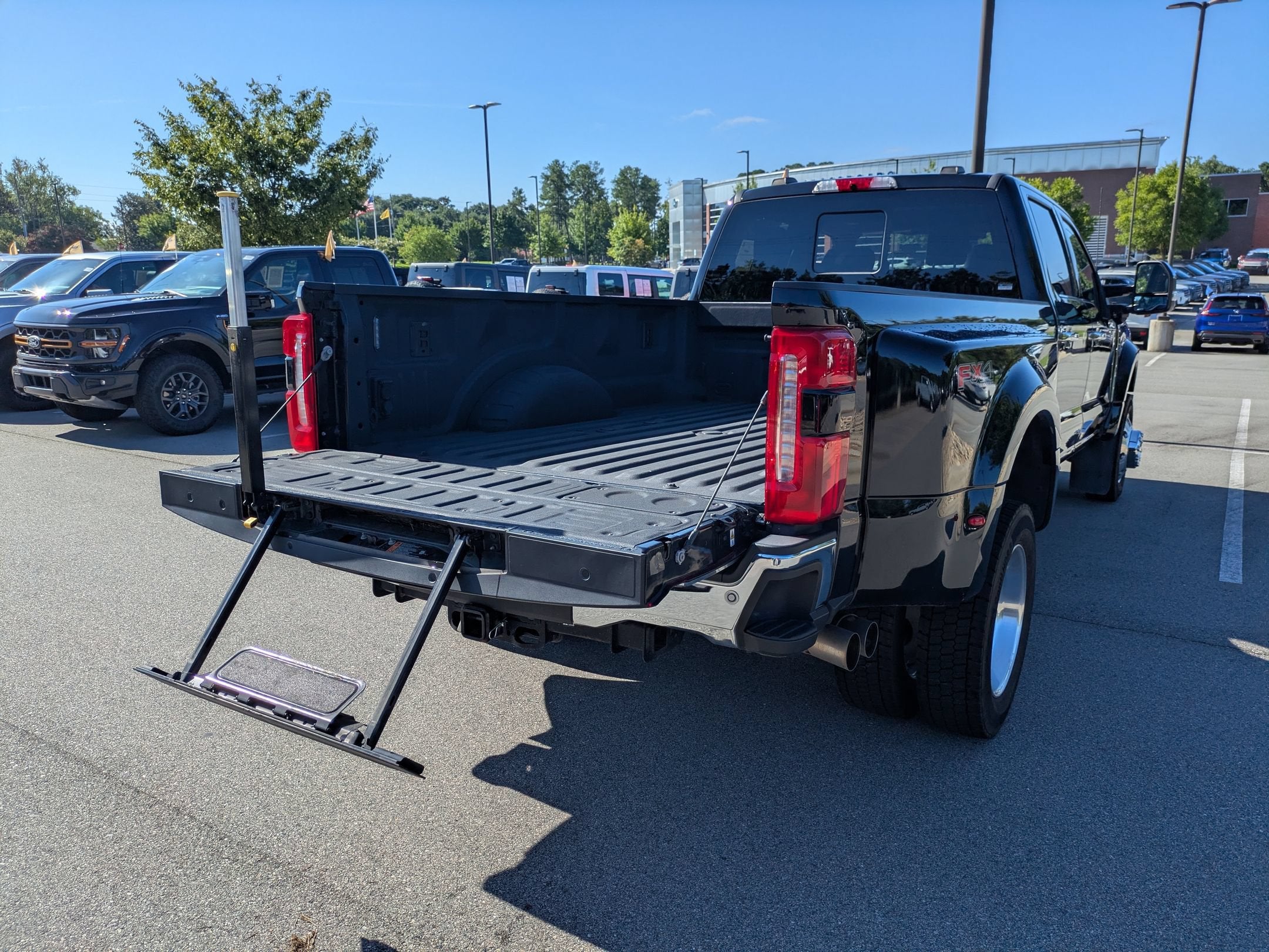 2024 Ford Super Duty F-450 DRW King Ranch