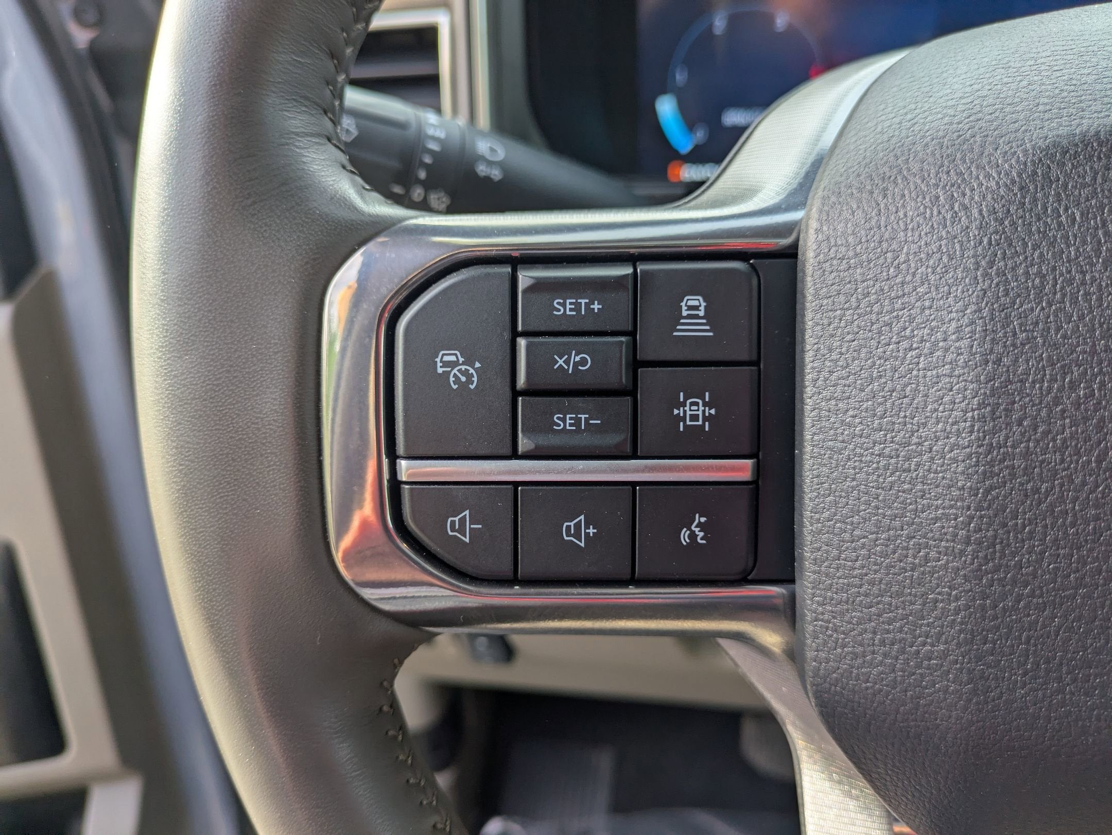 2025 Ford Super Duty F-450 DRW Platinum