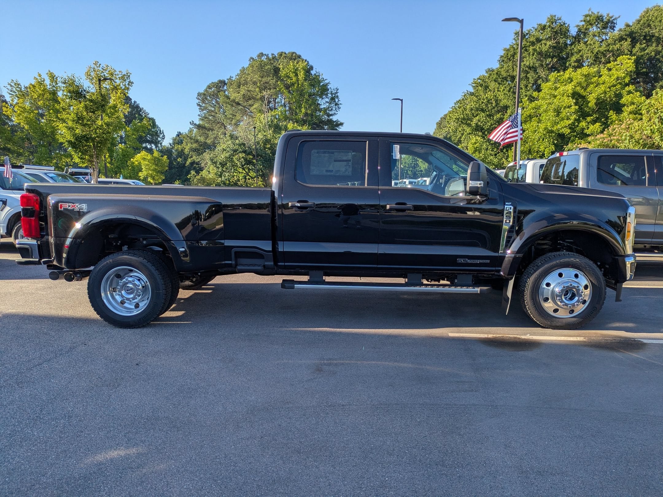 2026 Ford Super Duty F-450 DRW XLT