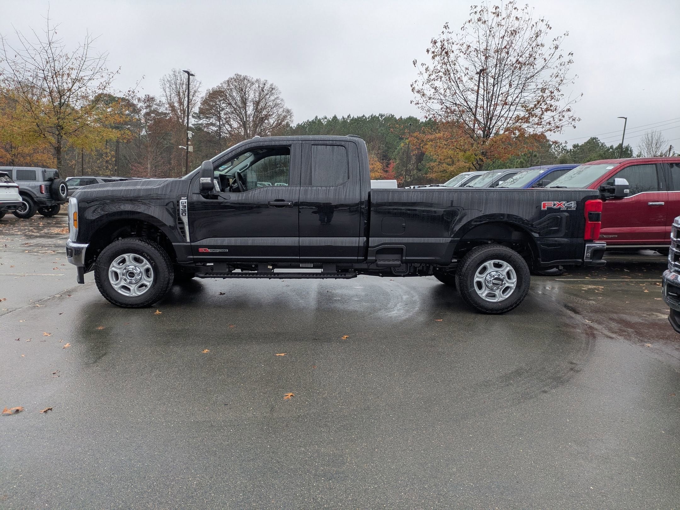 2026 Ford Super Duty F-350 SRW XLT