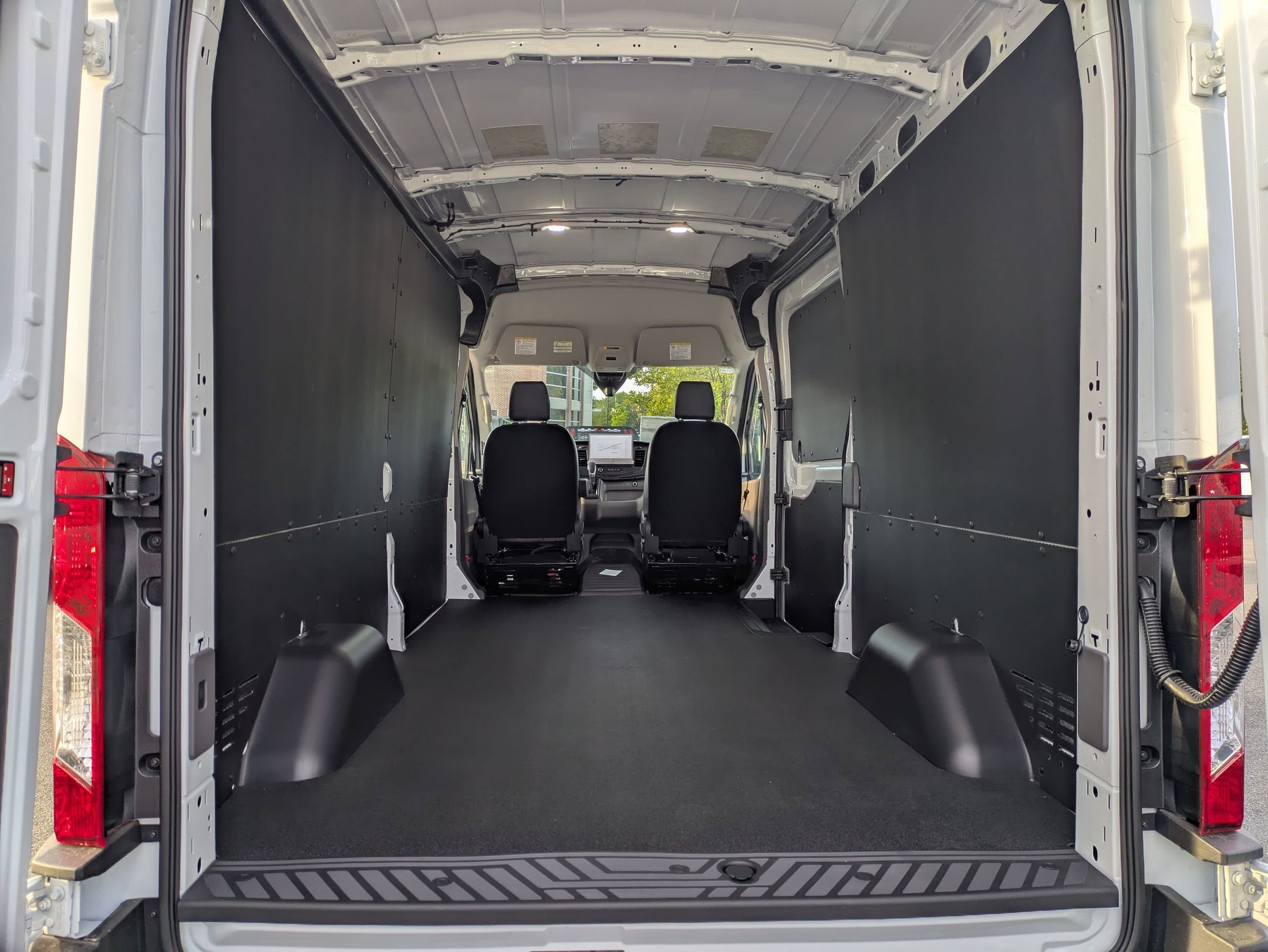 2026 Ford Transit Cargo Van Base