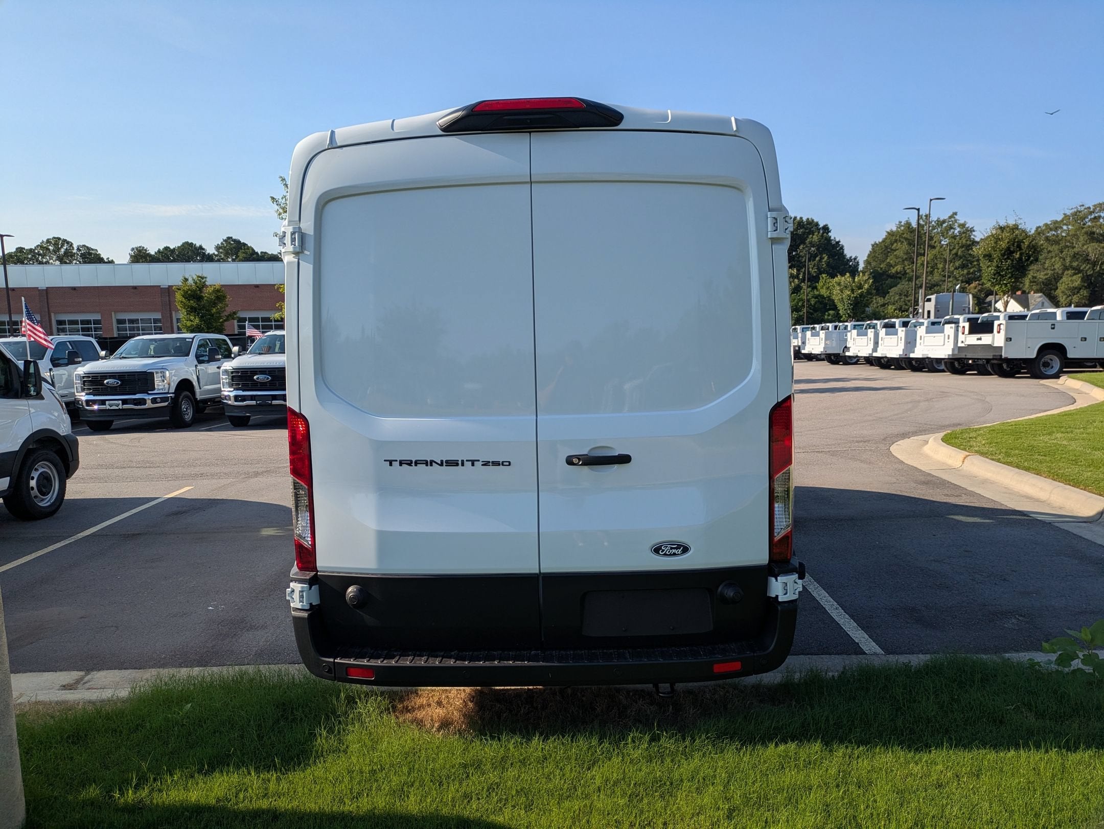 2026 Ford Transit Cargo Van Base