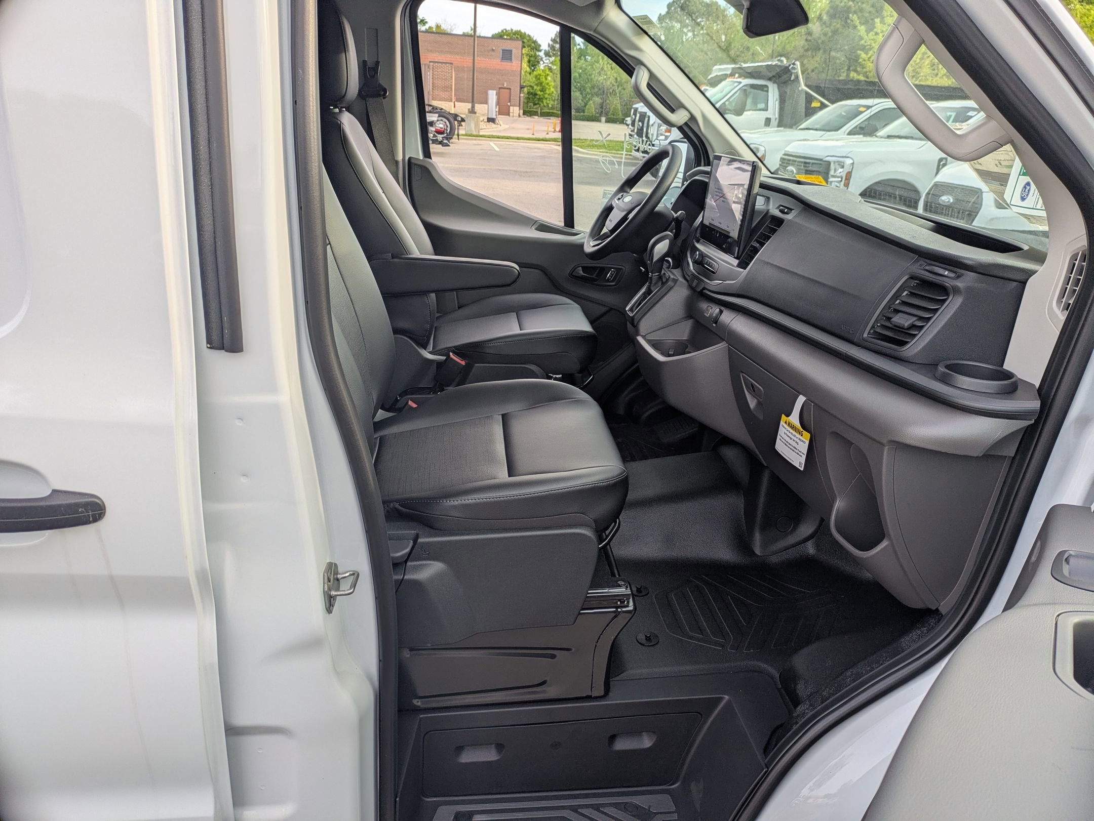 2026 Ford Transit Cargo Van Base