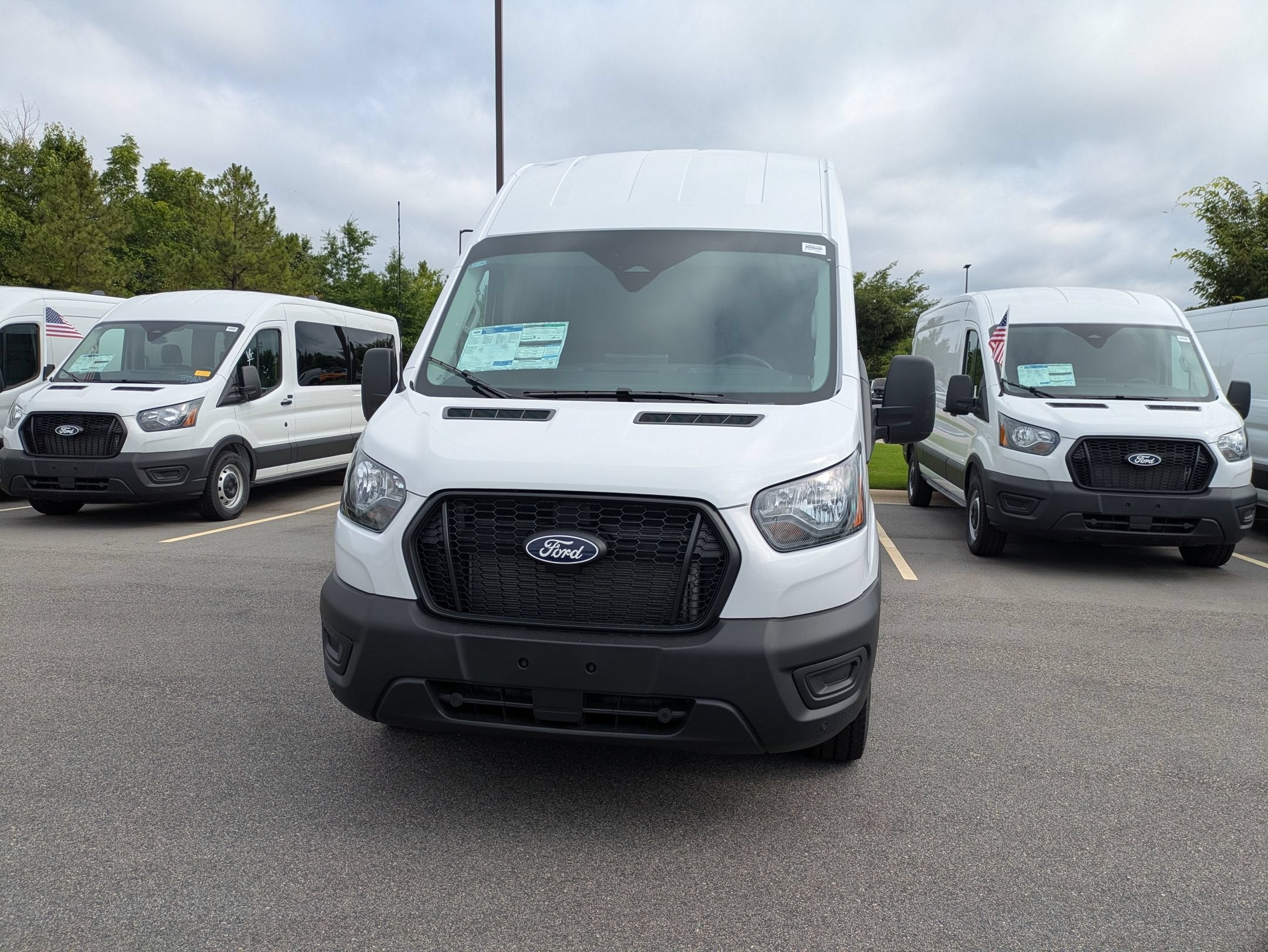 2026 Ford Transit Cargo Van Base
