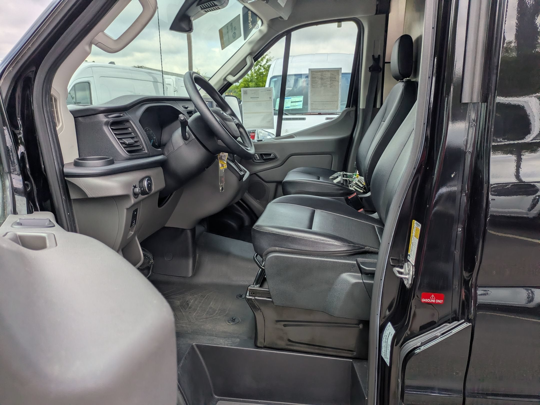 2023 Ford Transit Cargo Van T-250 148" EL Hi Rf 9070 GVWR RWD