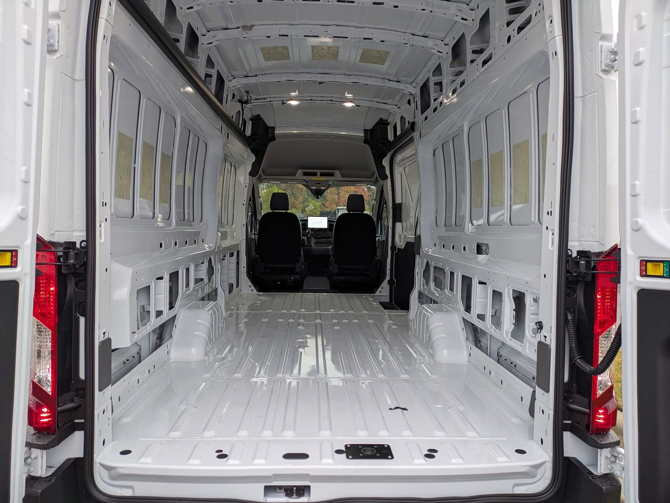 2026 Ford Transit Cargo Van Base