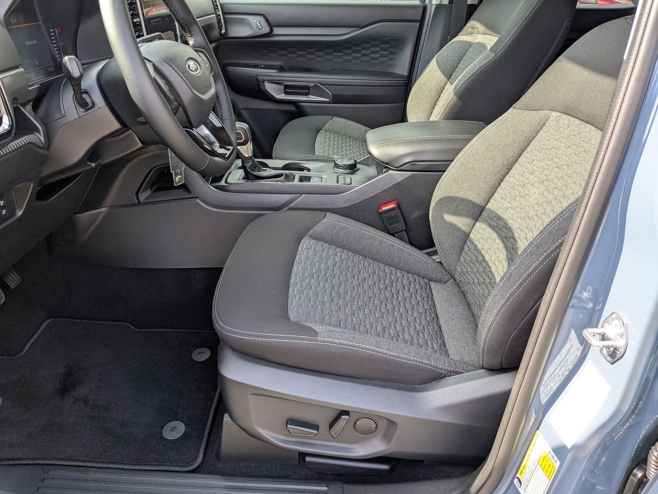 2025 Ford Ranger XLT - Crossroads Courtesy Demo