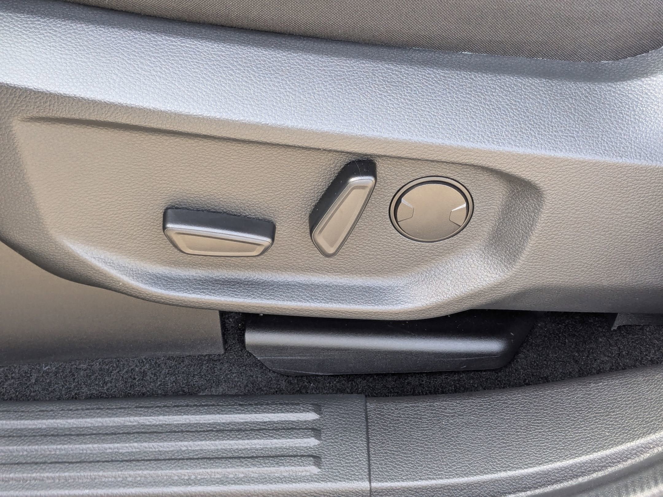 2025 Ford Ranger XLT - Crossroads Courtesy Demo