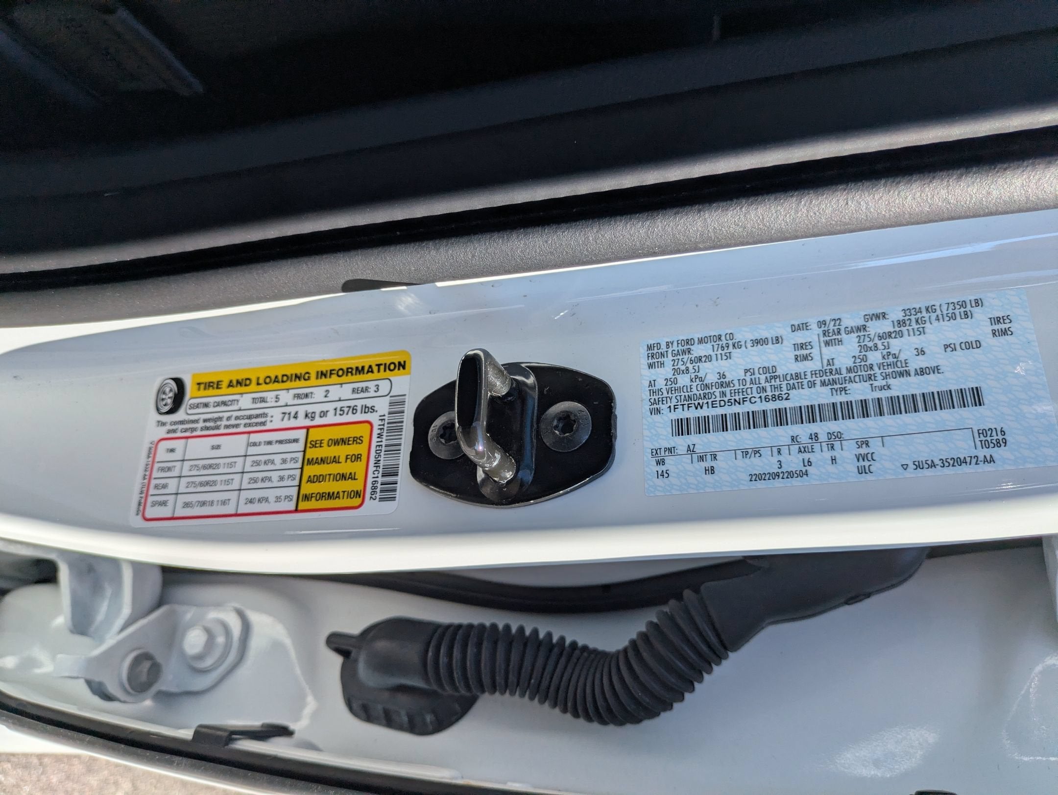 2022 Ford F-150 LARIAT