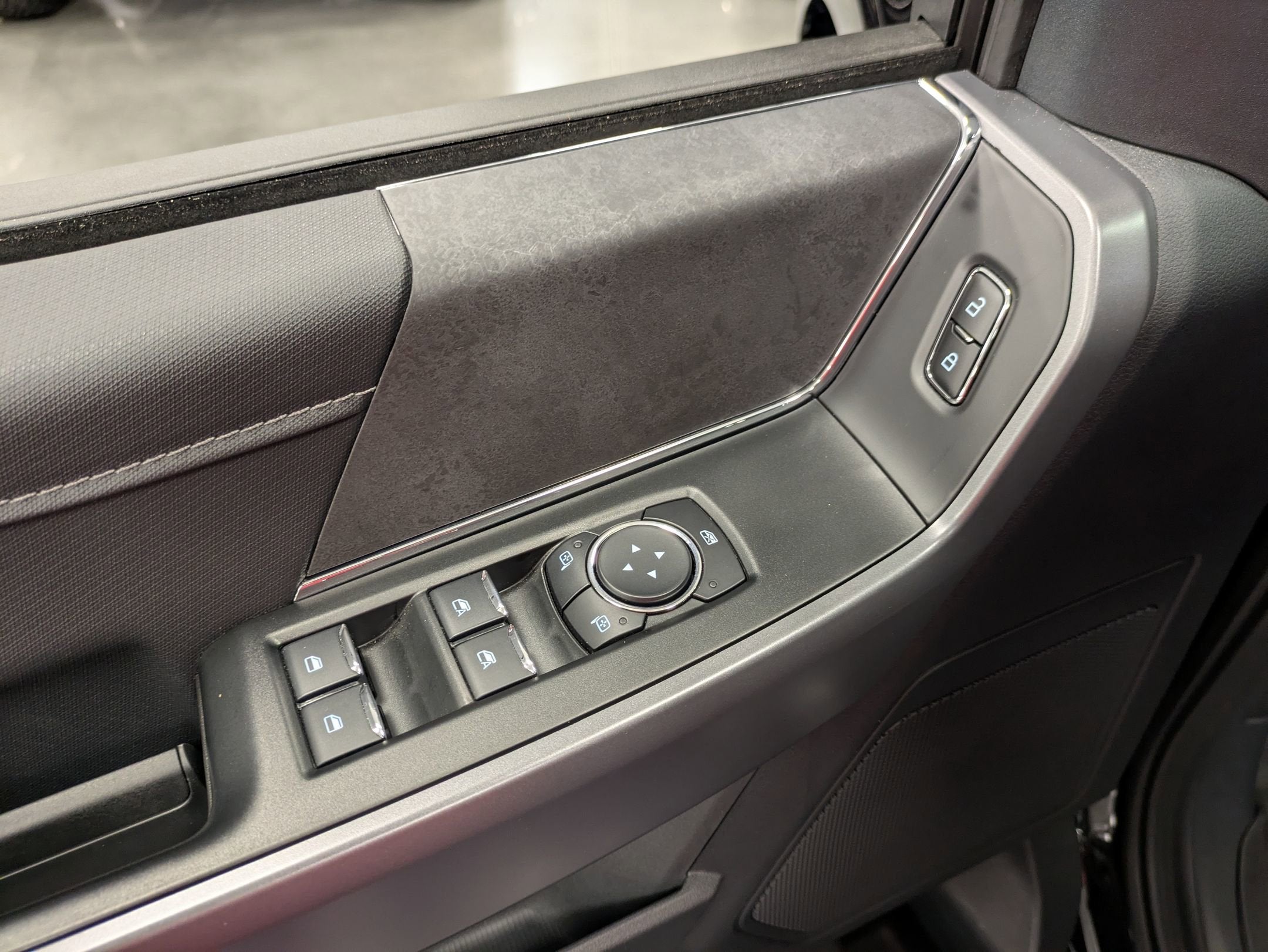 2025 Ford F-150 Saleen XR White Label