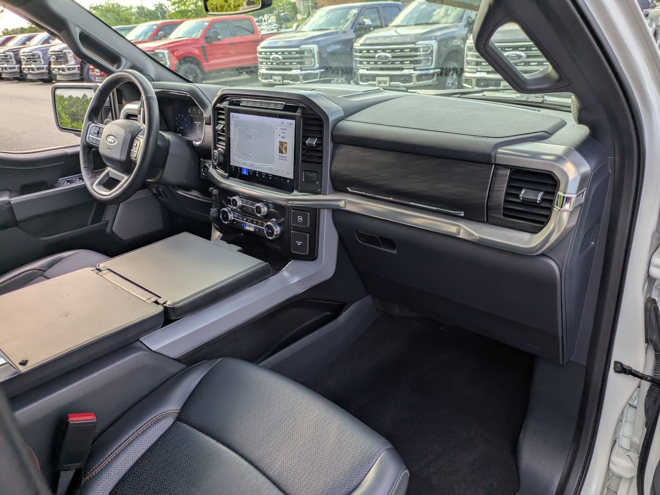 2024 Ford F-150 LARIAT