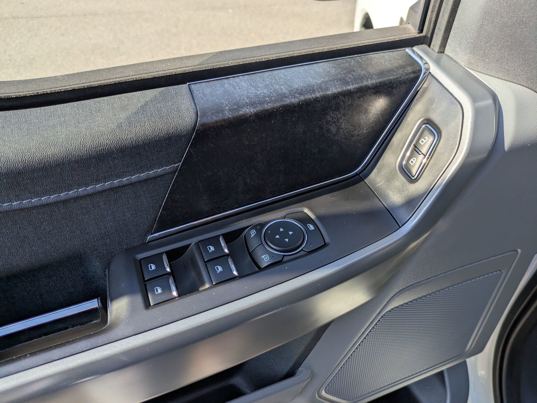 2023 Ford F-150 Lightning XLT