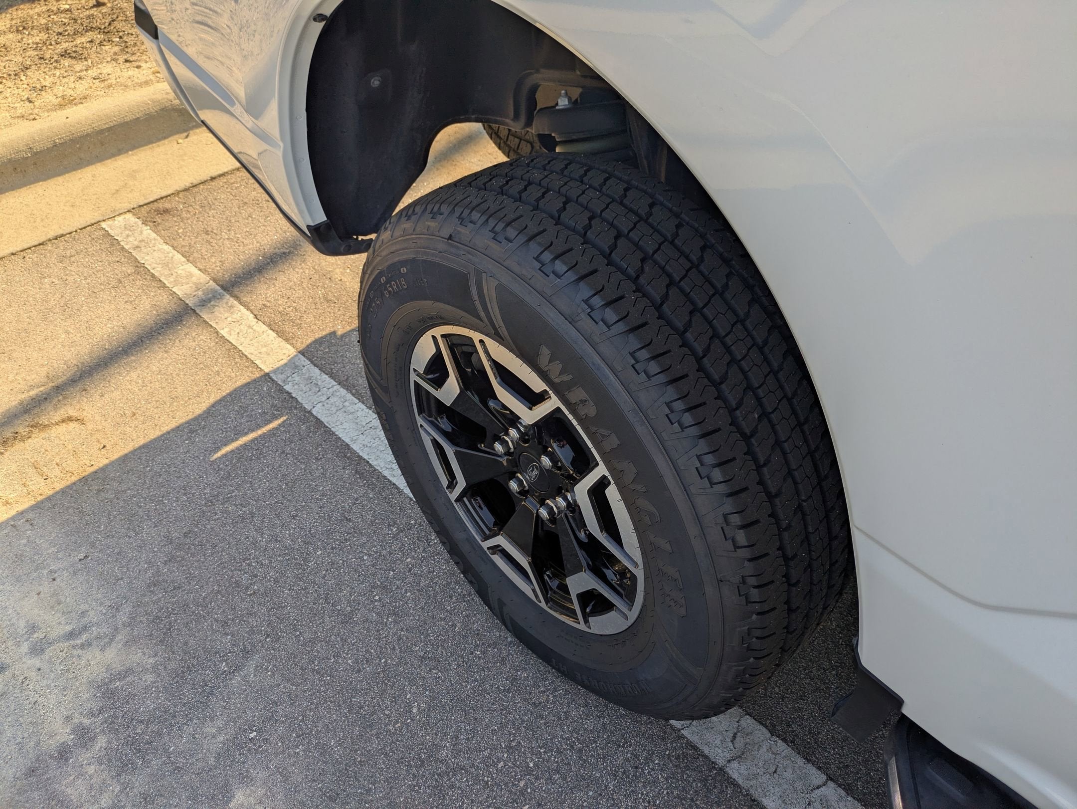 2023 Ford F-150 Lightning XLT