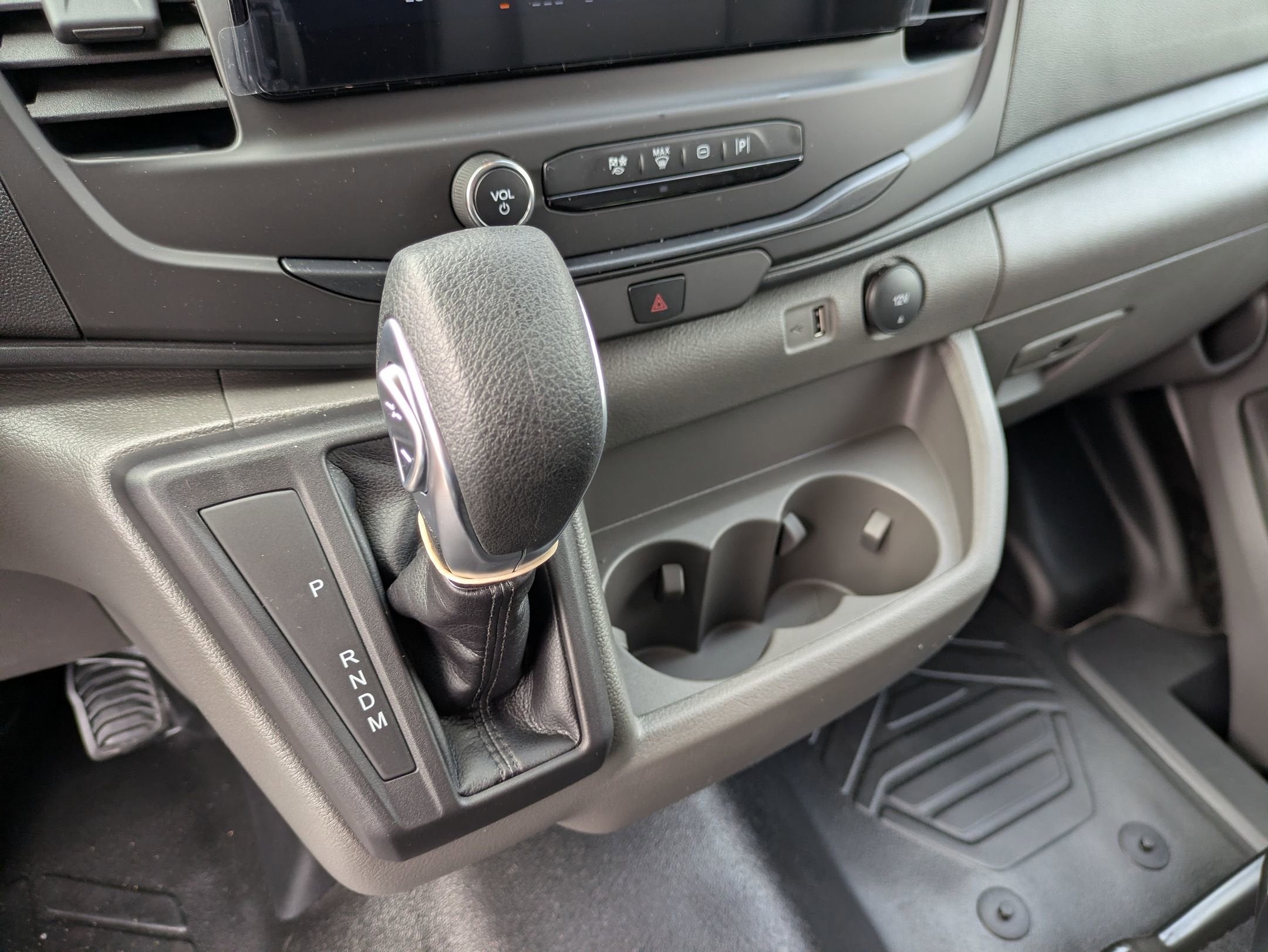2026 Ford Transit Cargo Van Base