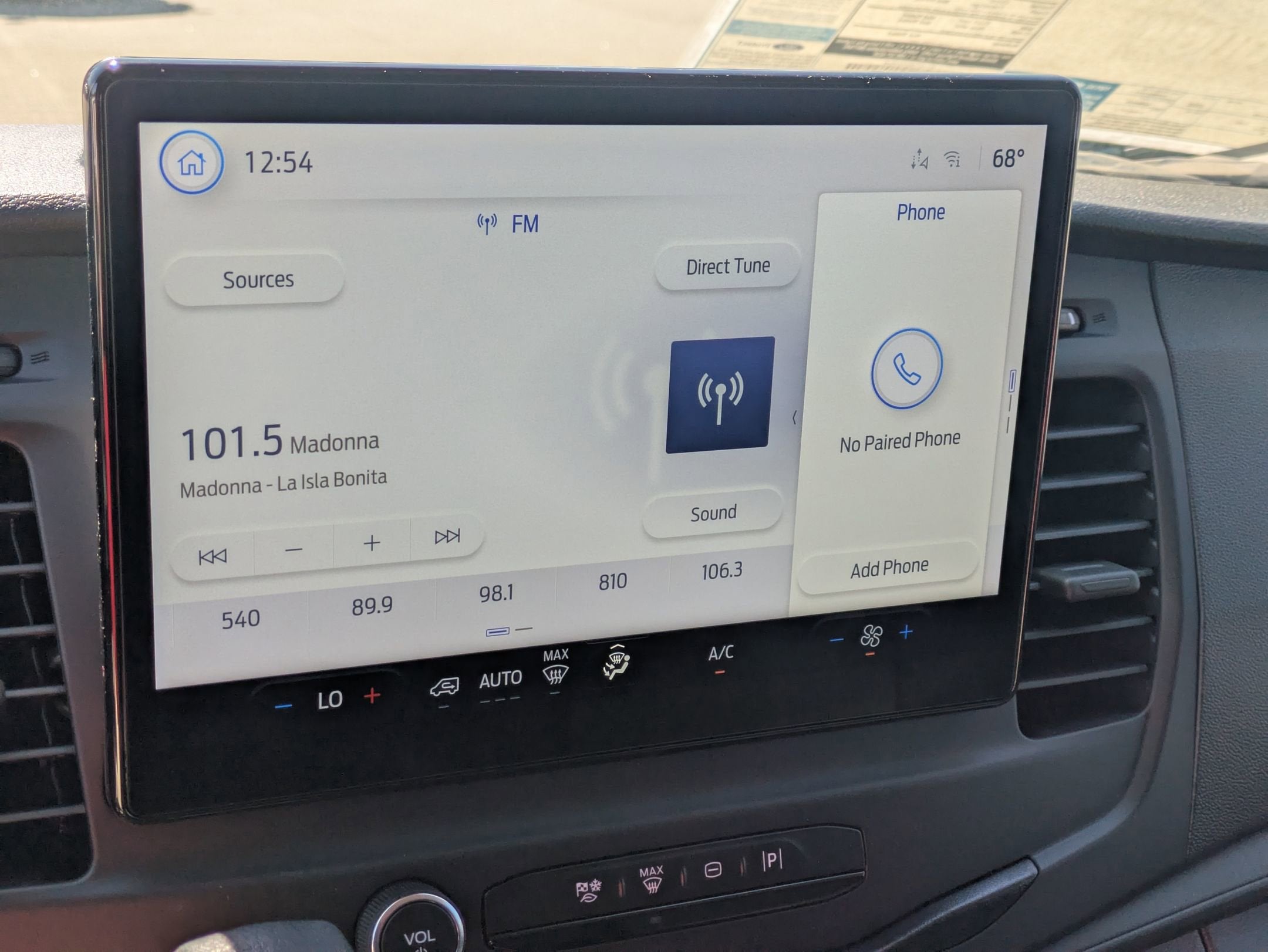 2026 Ford Transit Cargo Van Base