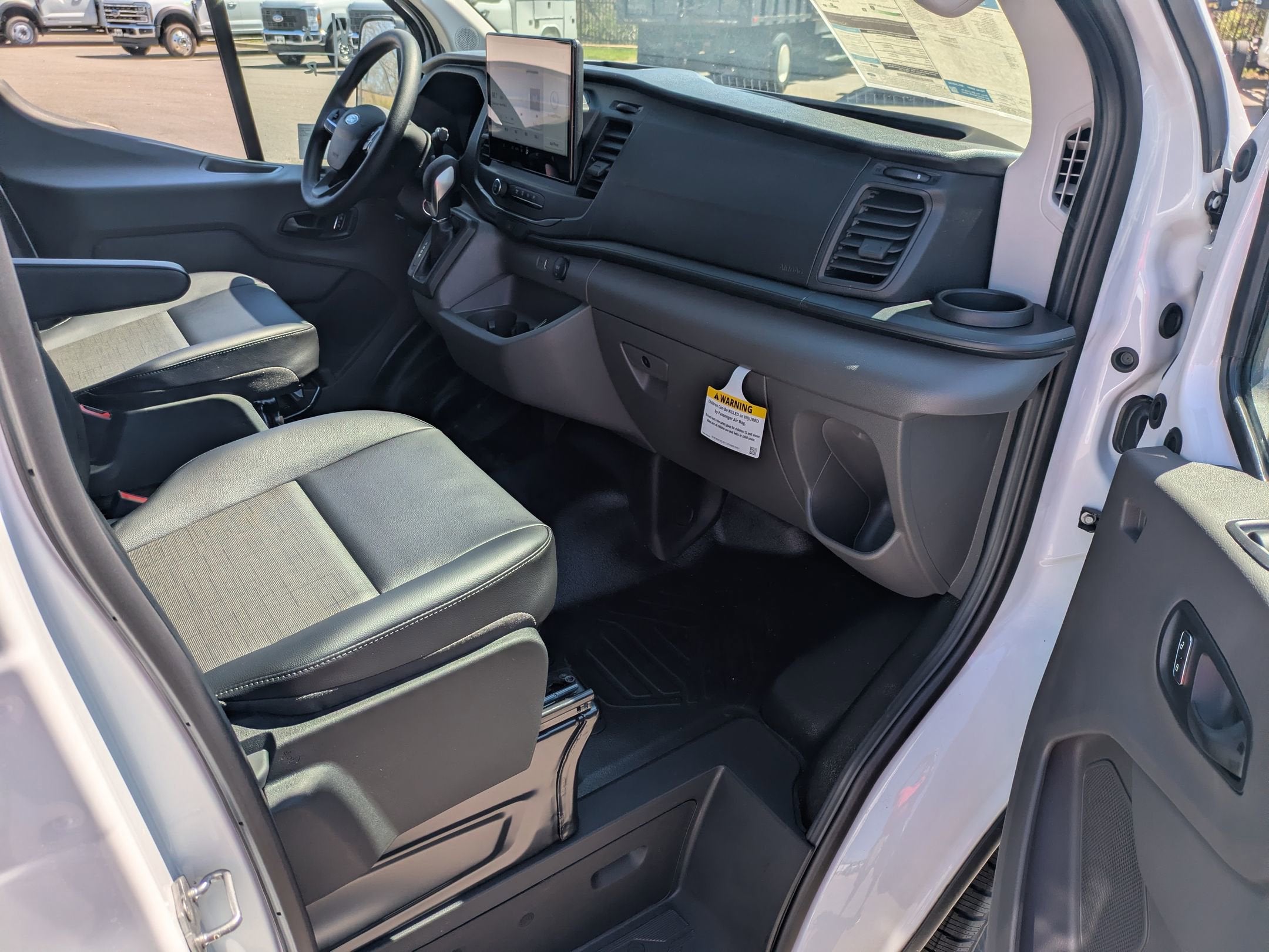 2026 Ford Transit Cargo Van Base