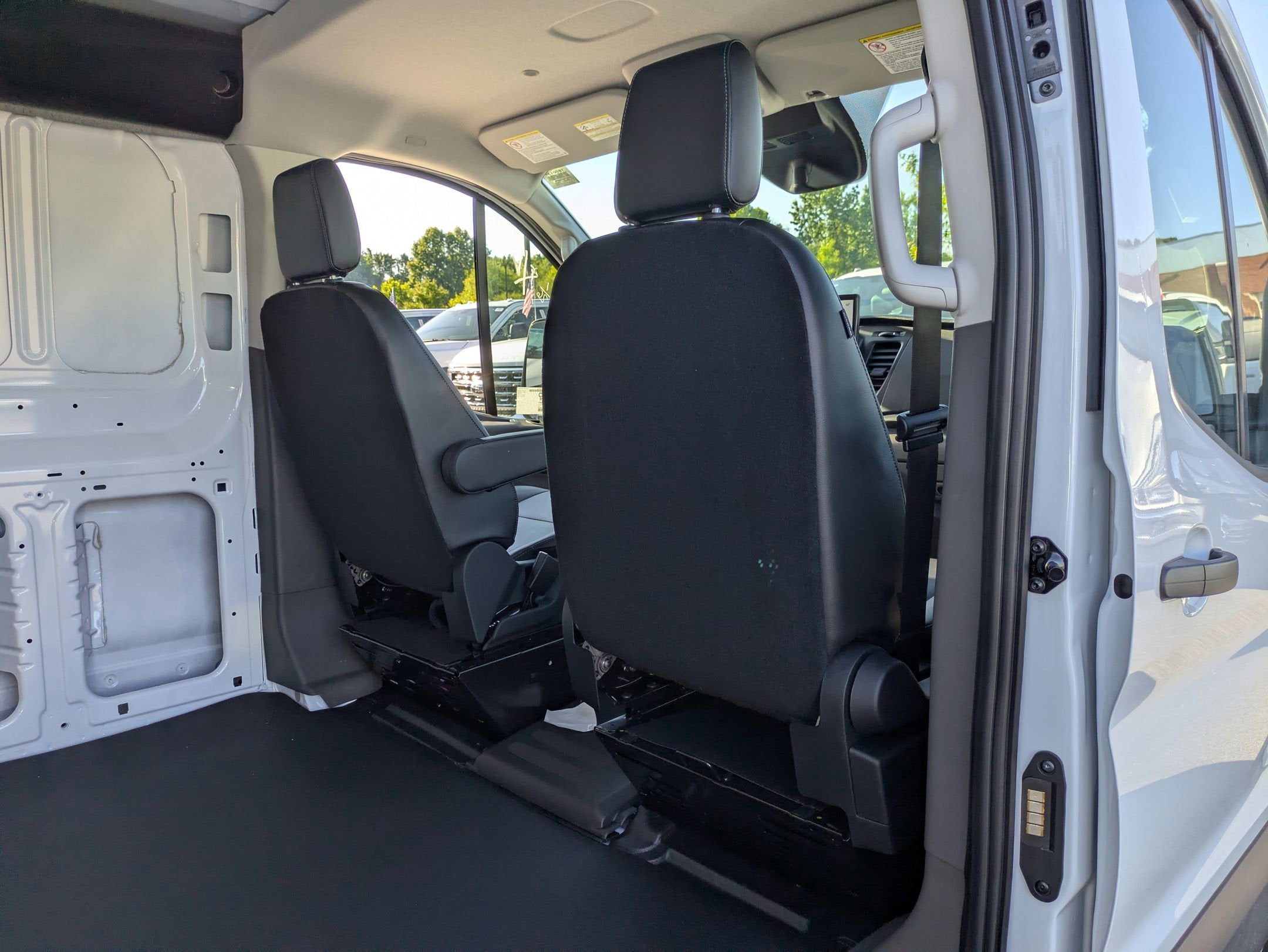 2026 Ford Transit Cargo Van Base