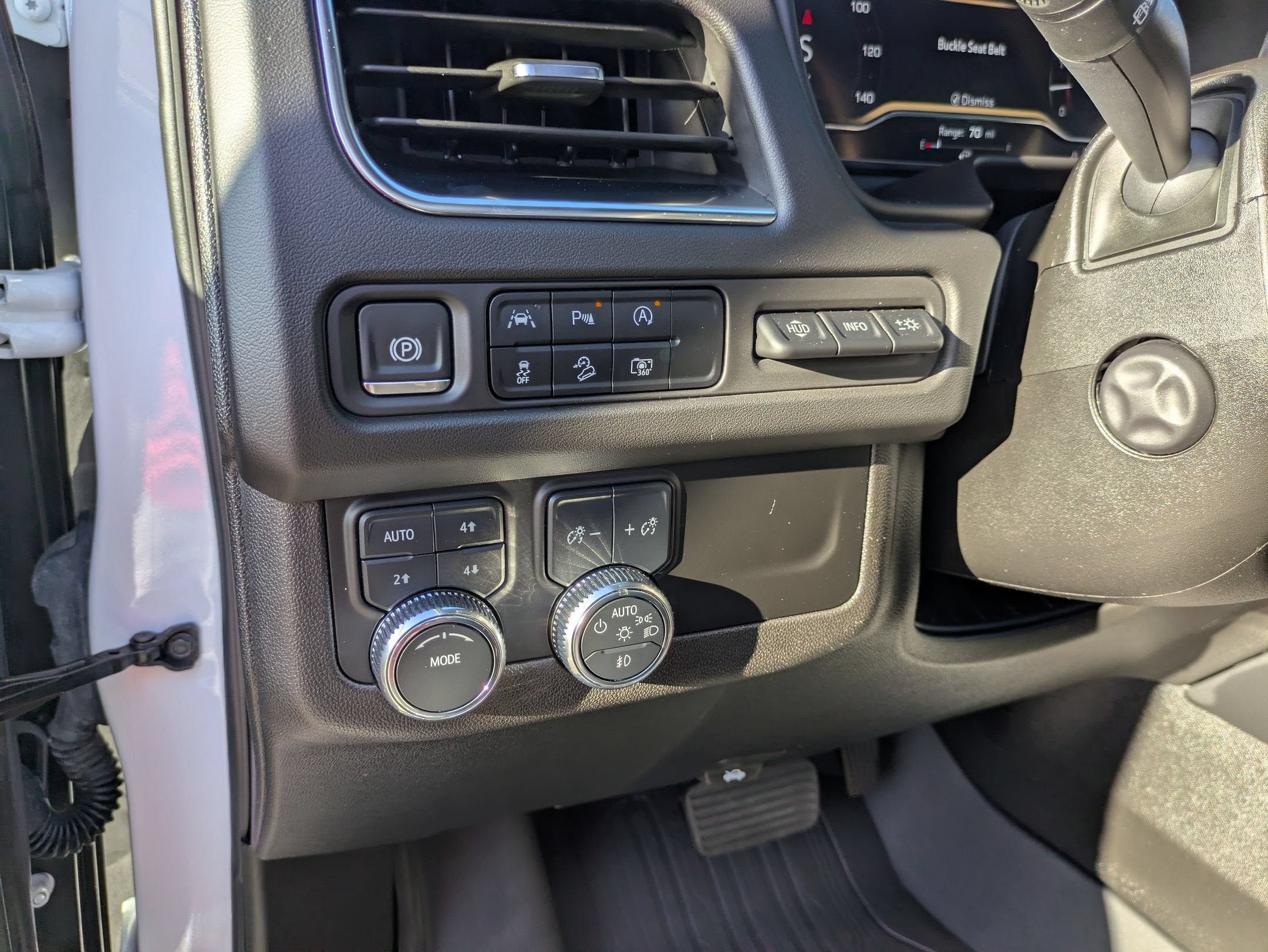 2024 GMC Yukon AT4