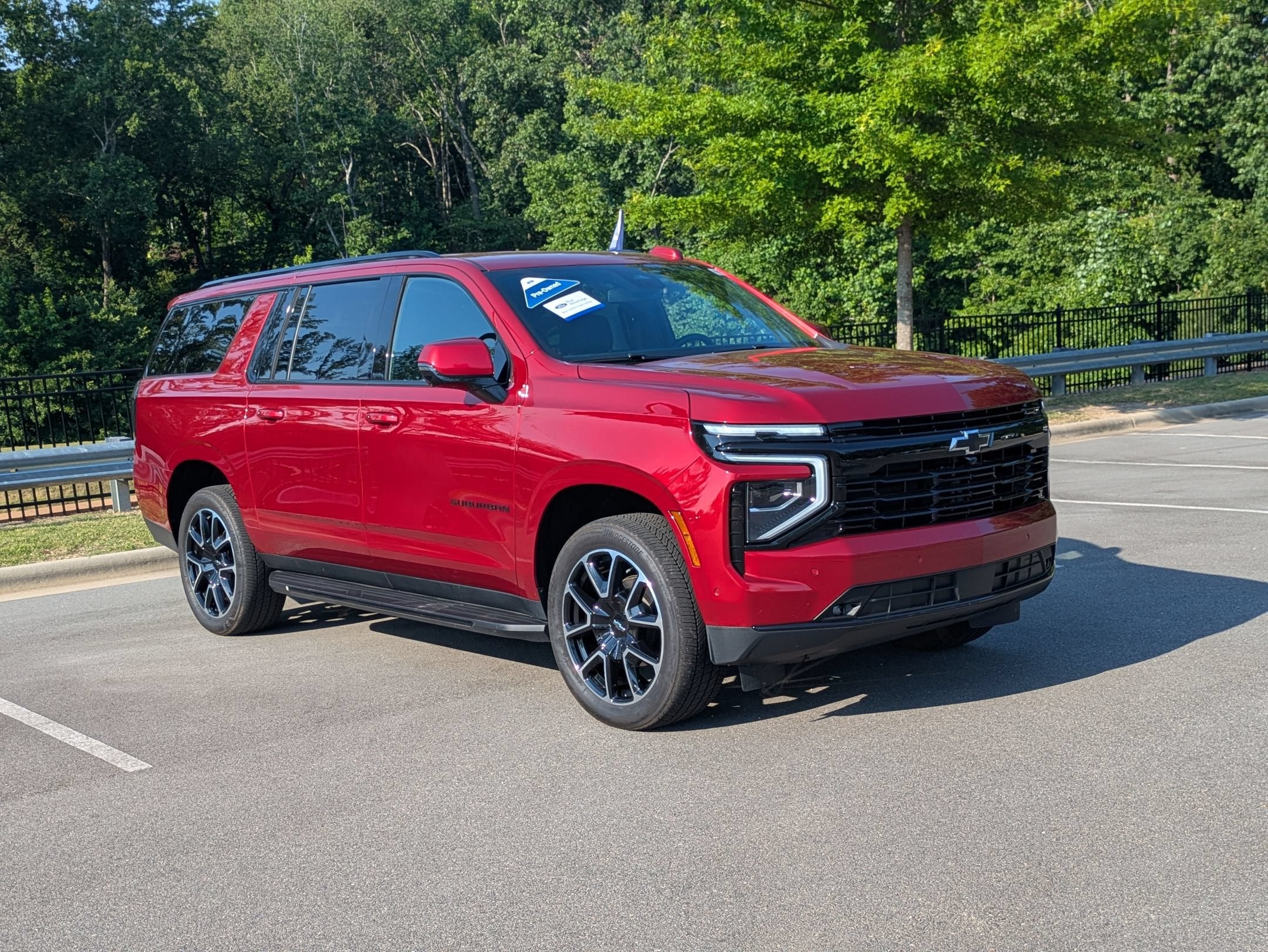2025 Chevrolet Suburban RST