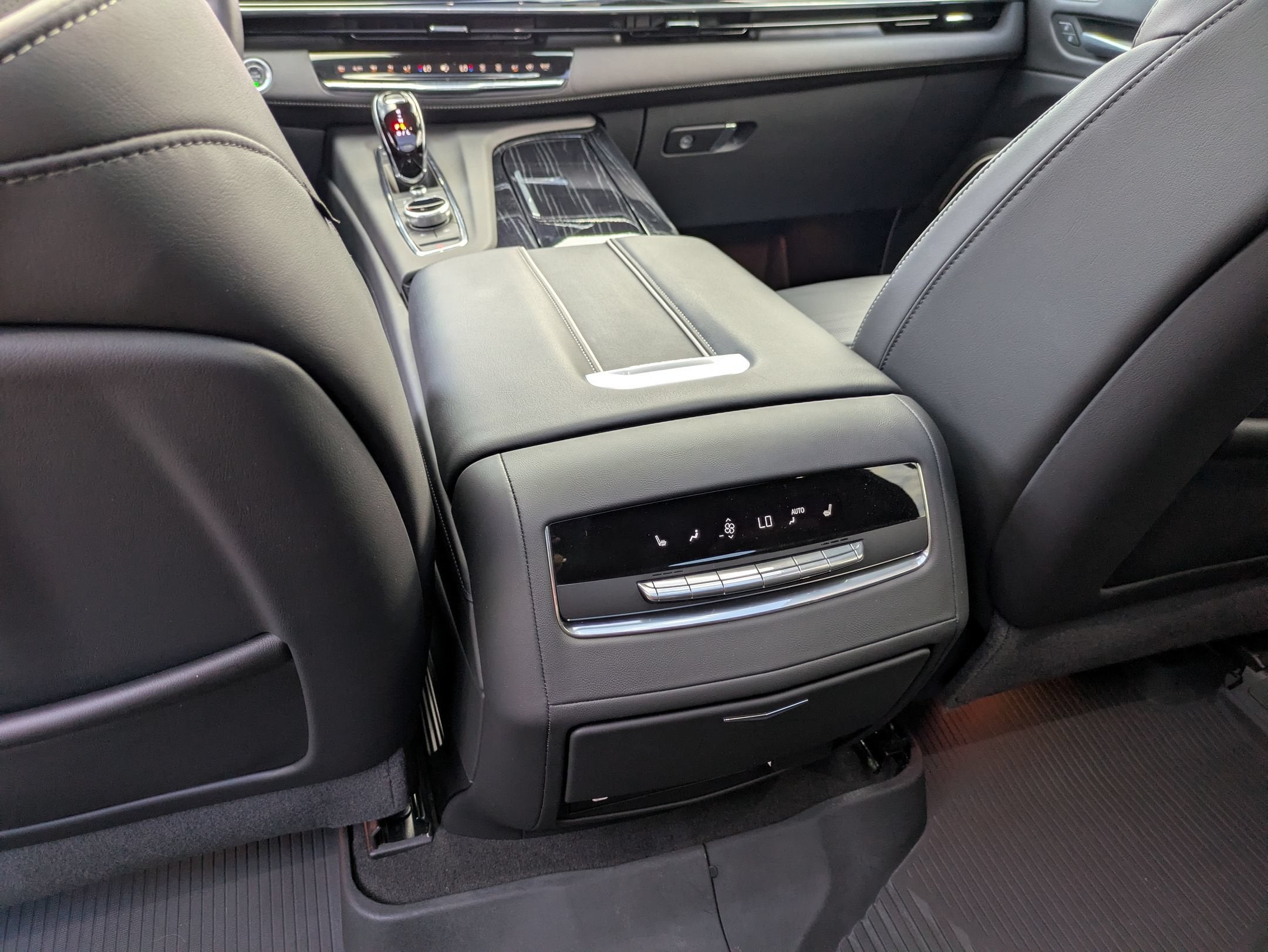 2024 Cadillac Escalade 4WD Sport