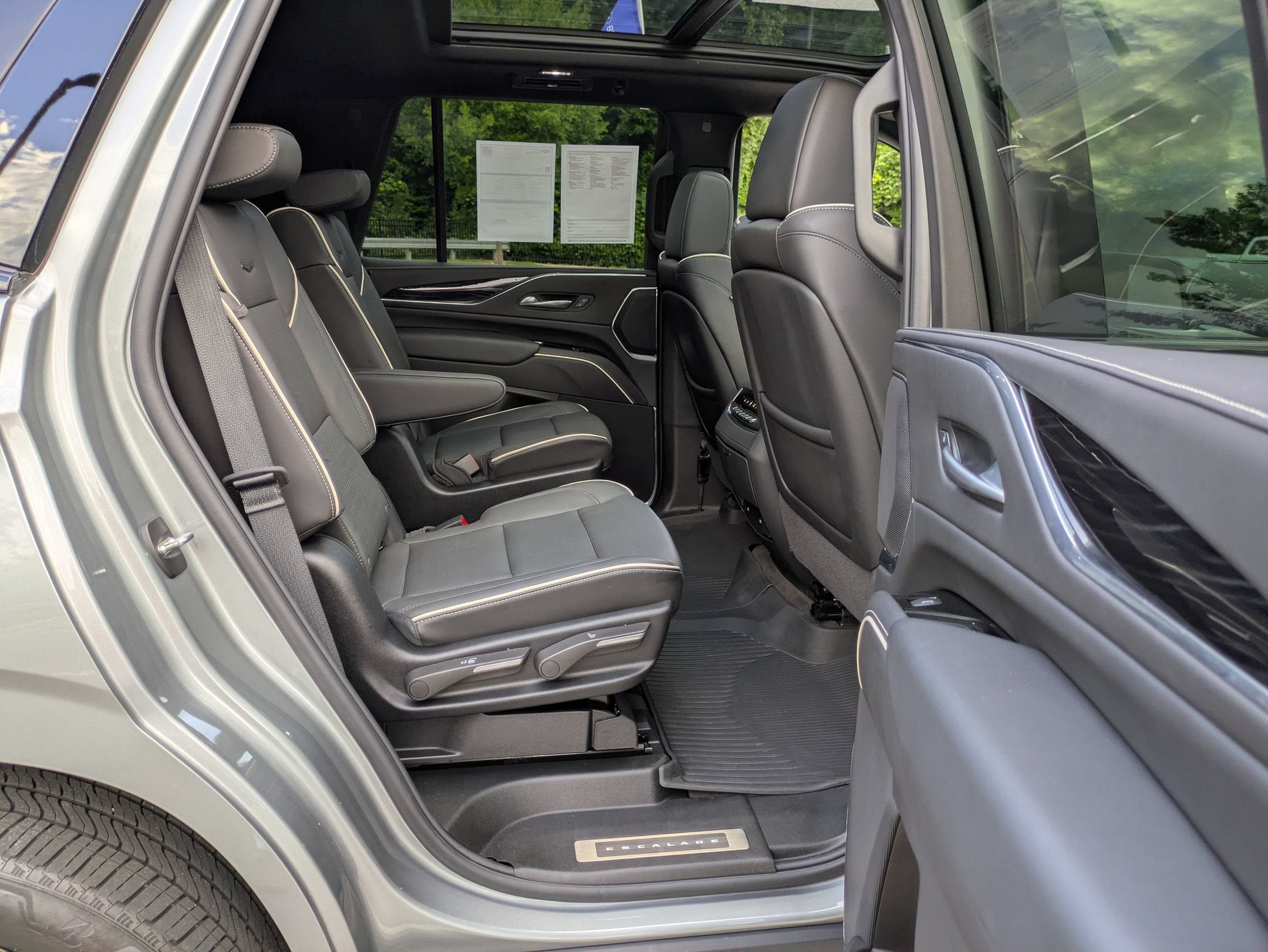 2024 Cadillac Escalade 4WD Sport