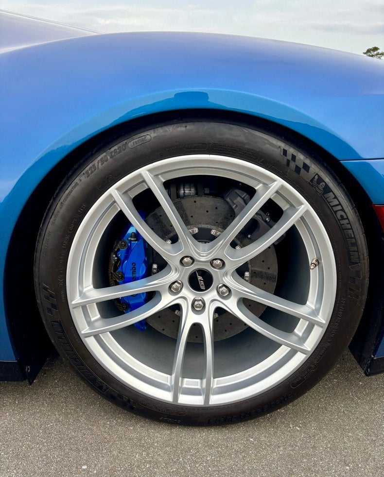 2022 Ford GT Base