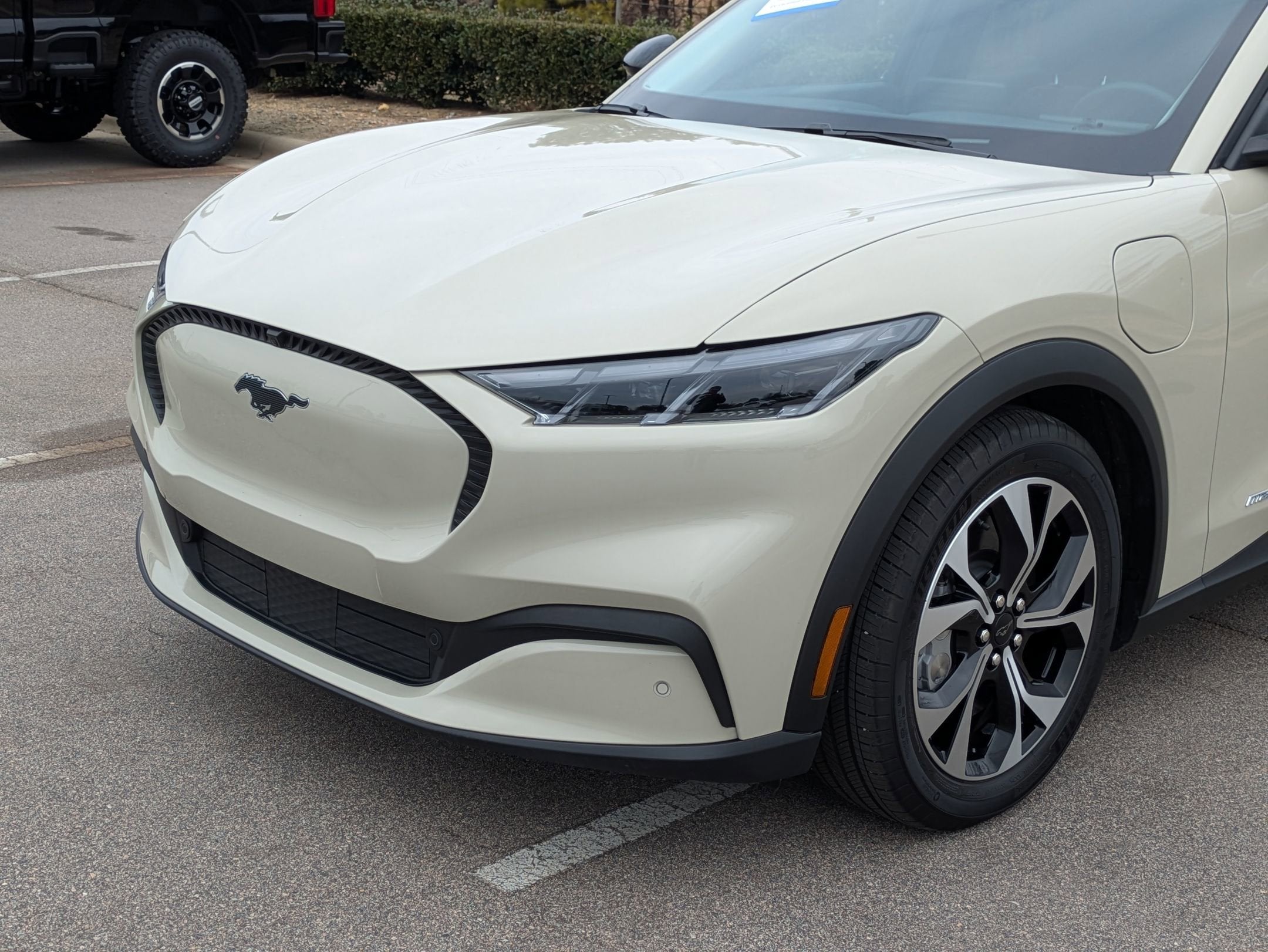 2025 Ford Mustang Mach-E Select