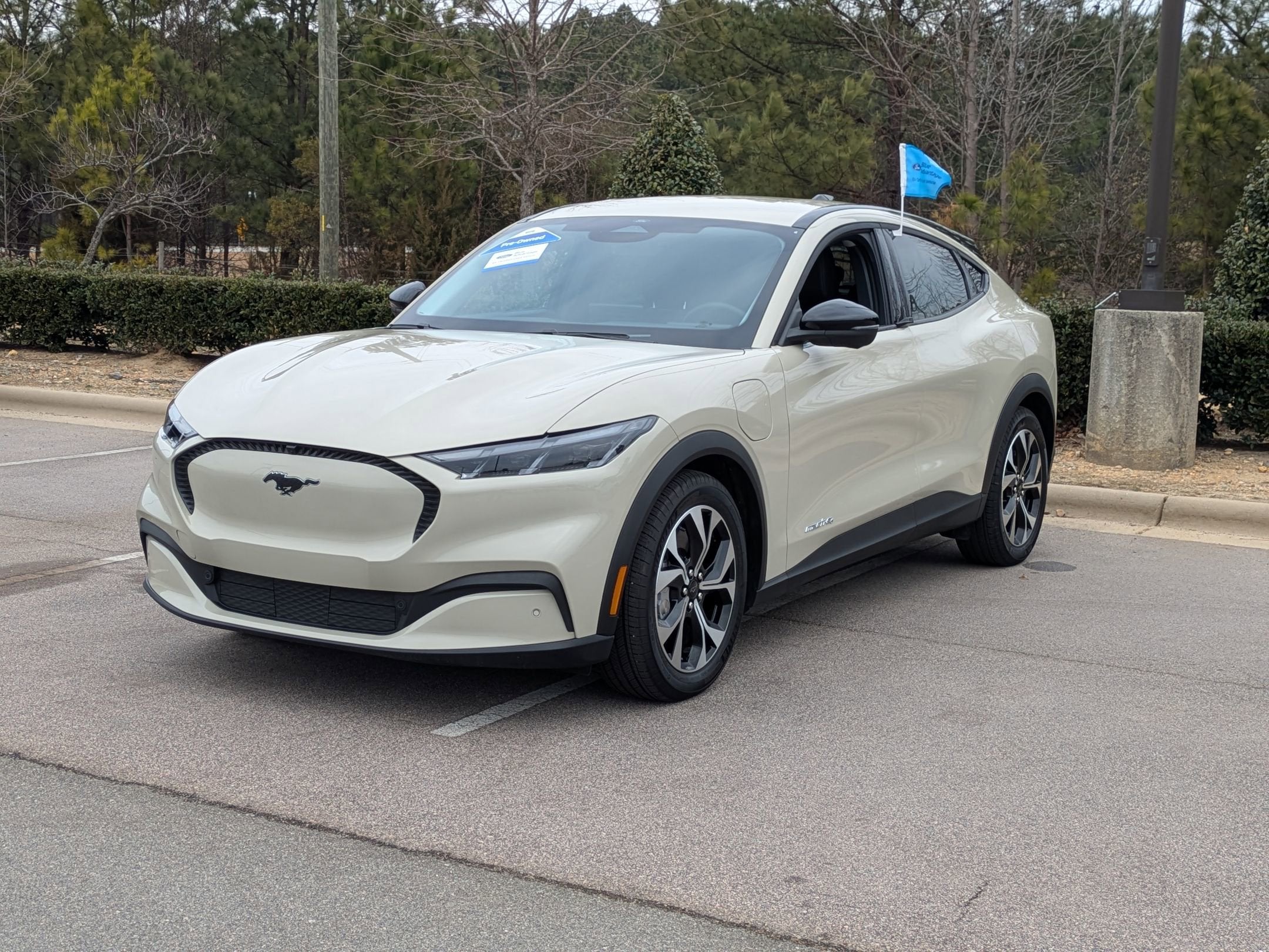 2025 Ford Mustang Mach-E Select