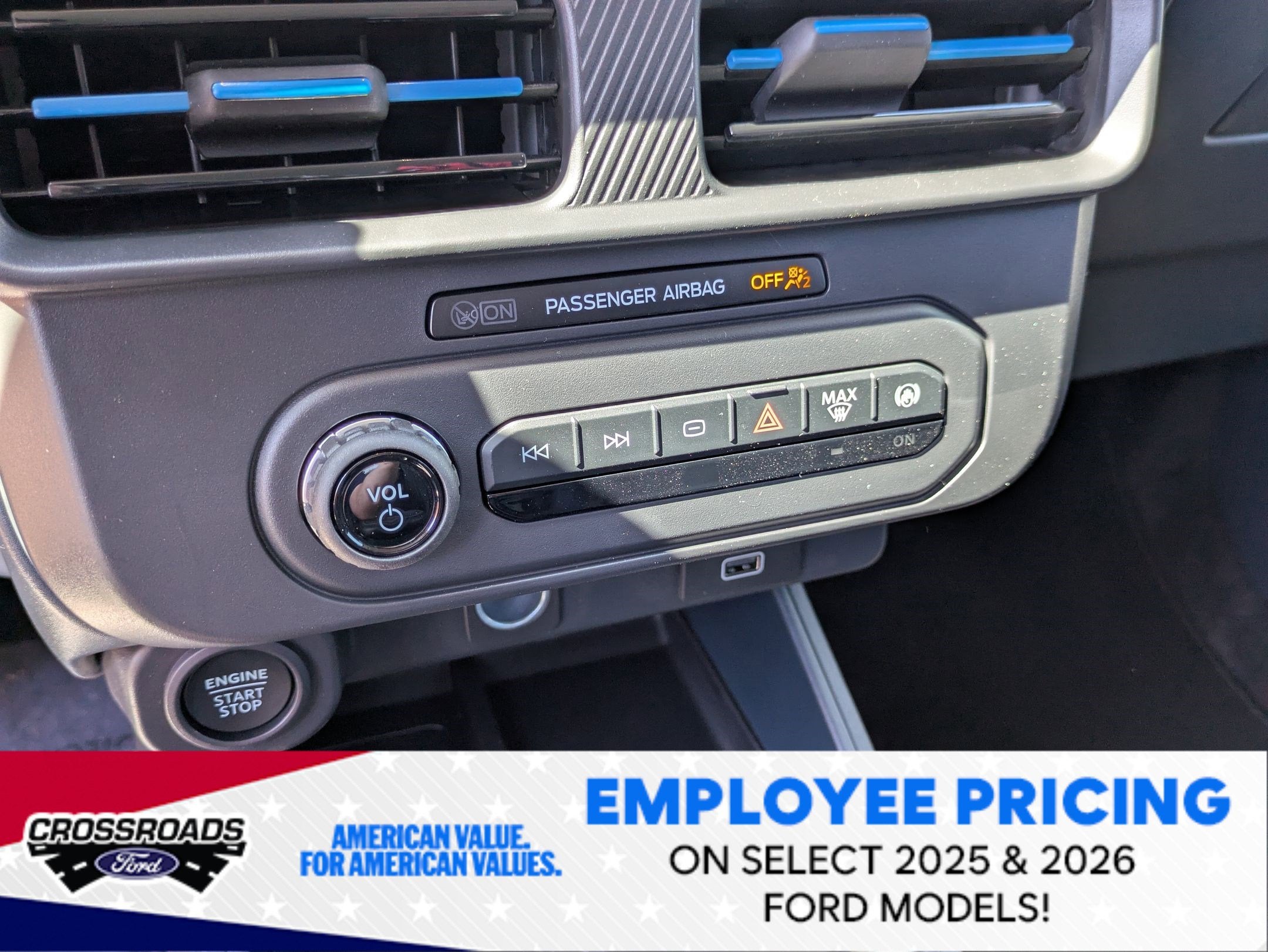2026 Ford Maverick Lobo Standard