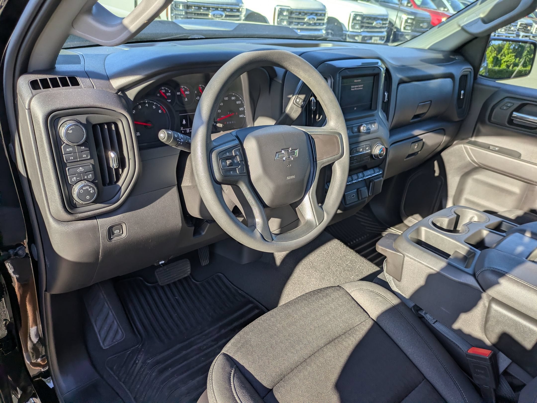 2024 Chevrolet Silverado 1500 Custom Trail Boss