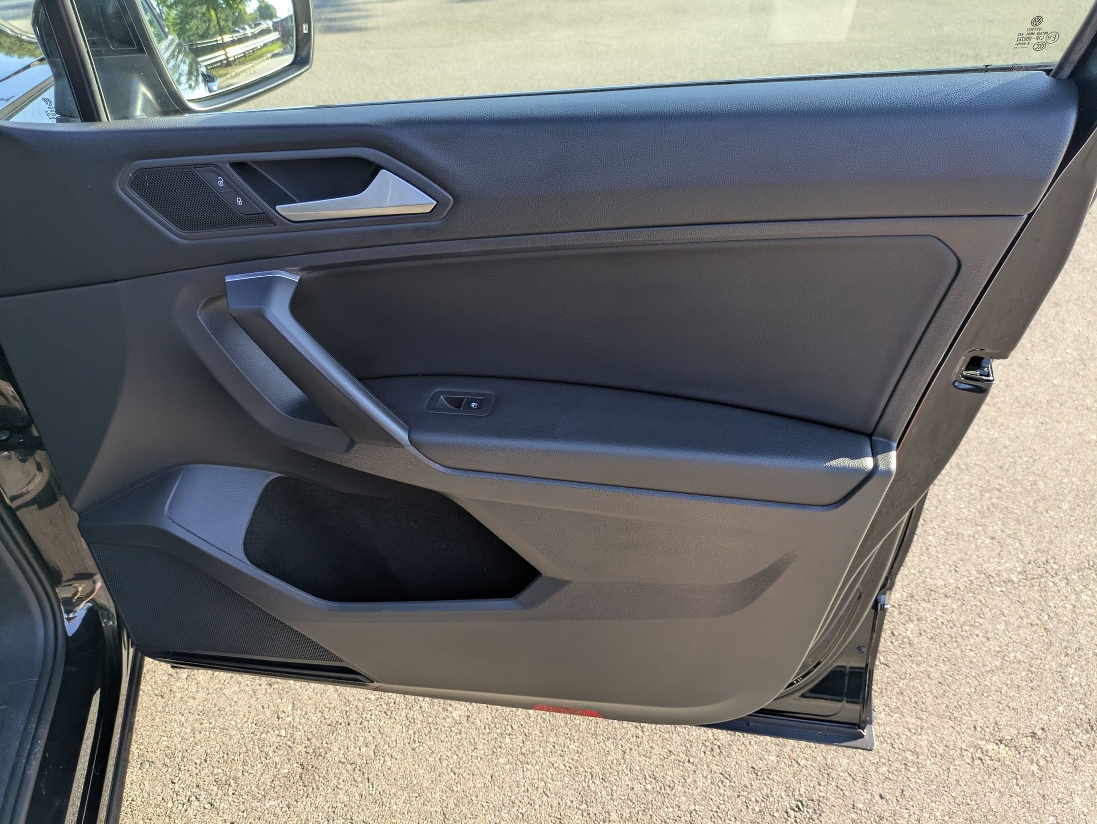 2021 Volkswagen Tiguan SE R-Line Black