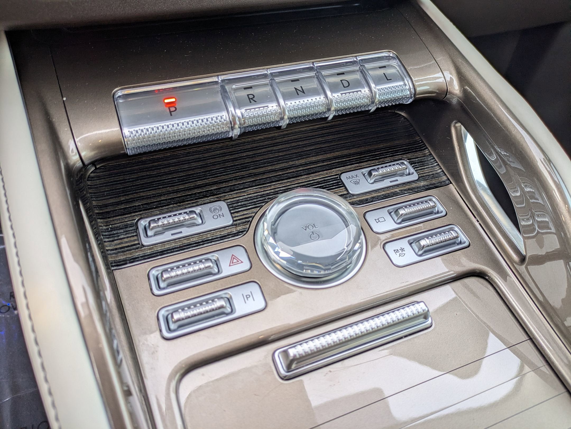 2025 Lincoln Nautilus Black Label