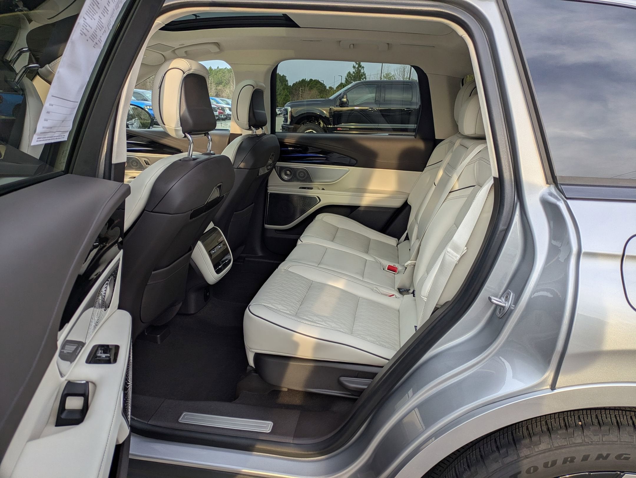 2025 Lincoln Nautilus Black Label